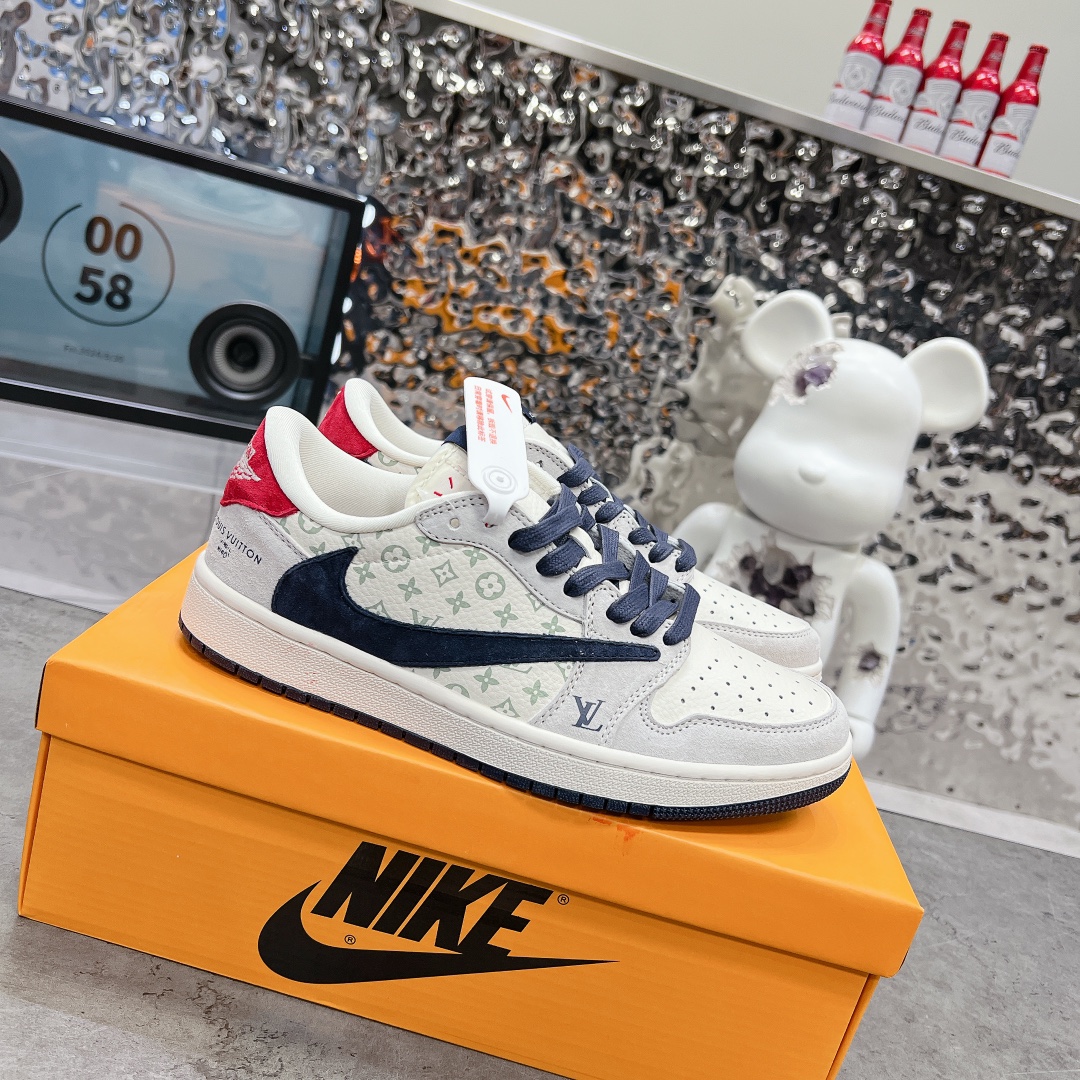 Louis Vuitton x Nike White Blue Monogram Low-Top Sneakers