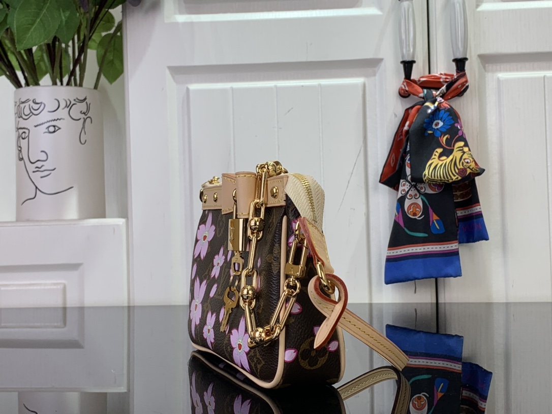 Louis Vuitton X Takashi Murakami 2025 Pochette