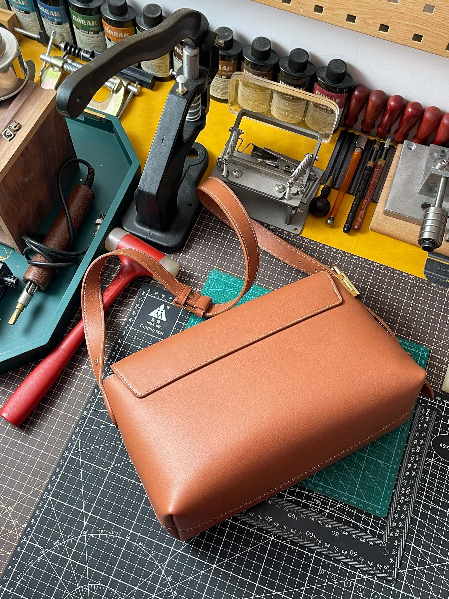 Low Key Messenger Low Key - Women - Handbags | LOUIS