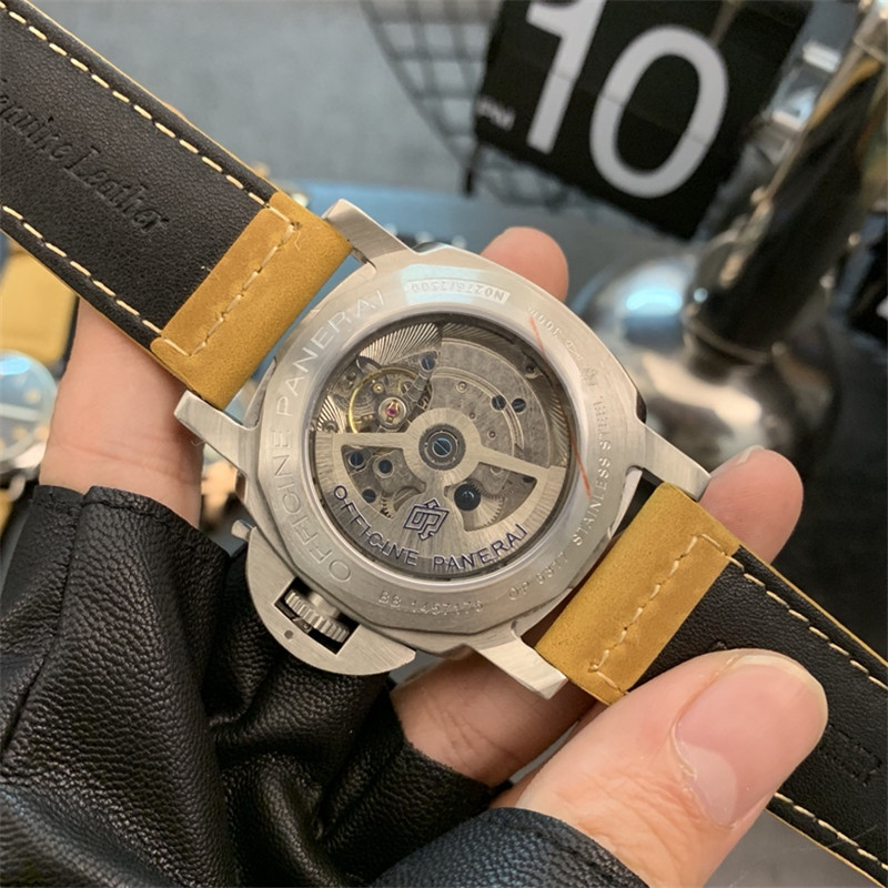 tan Panerai Luminor GMT Blue Dial - Panerai Luminor GMT Blue Dial - Image 5