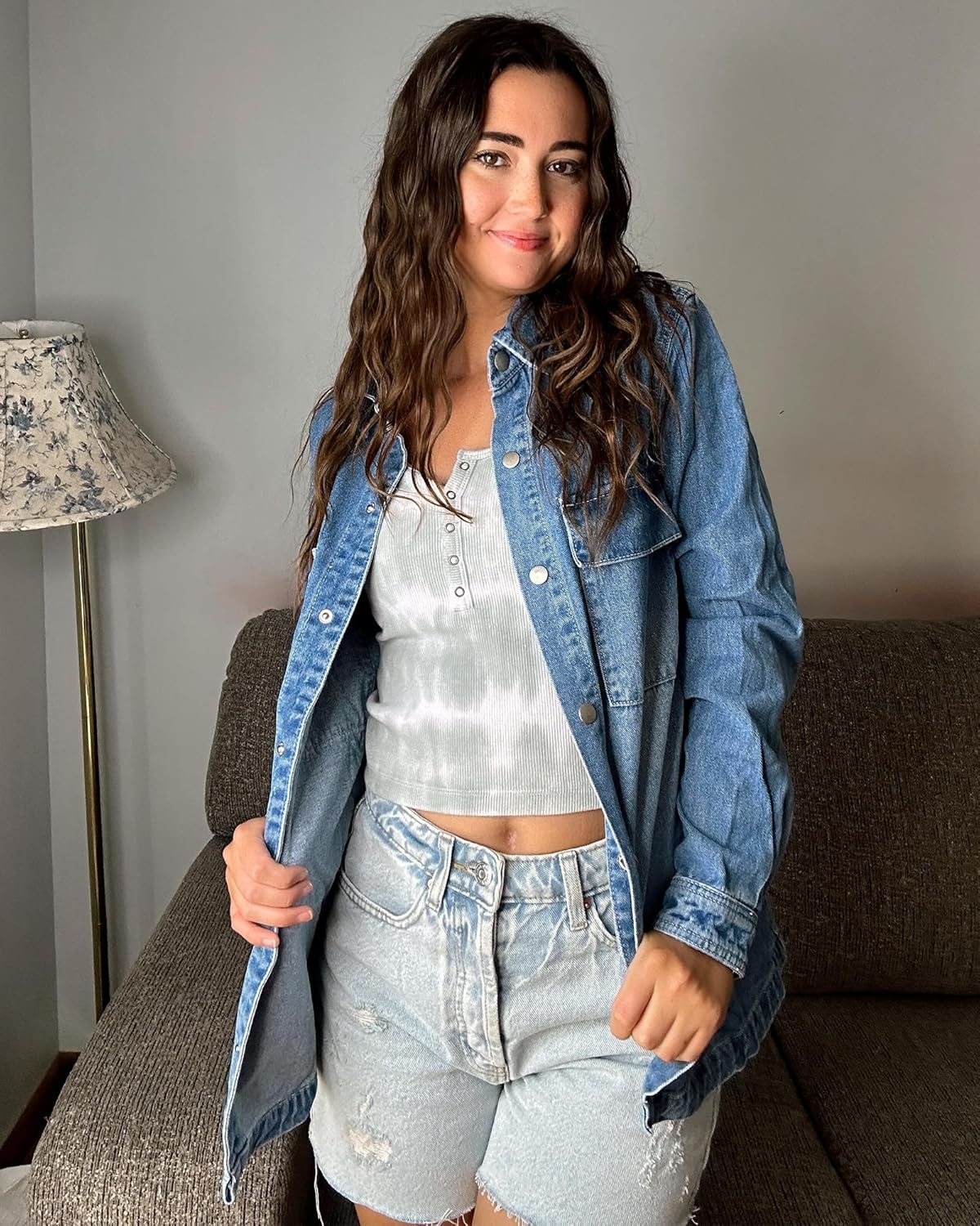 luvamia Jean Jackets for Women 2025 Fall Fashion Oversized Button Down Denim Jacket Western Shacket Jacket with Pockets