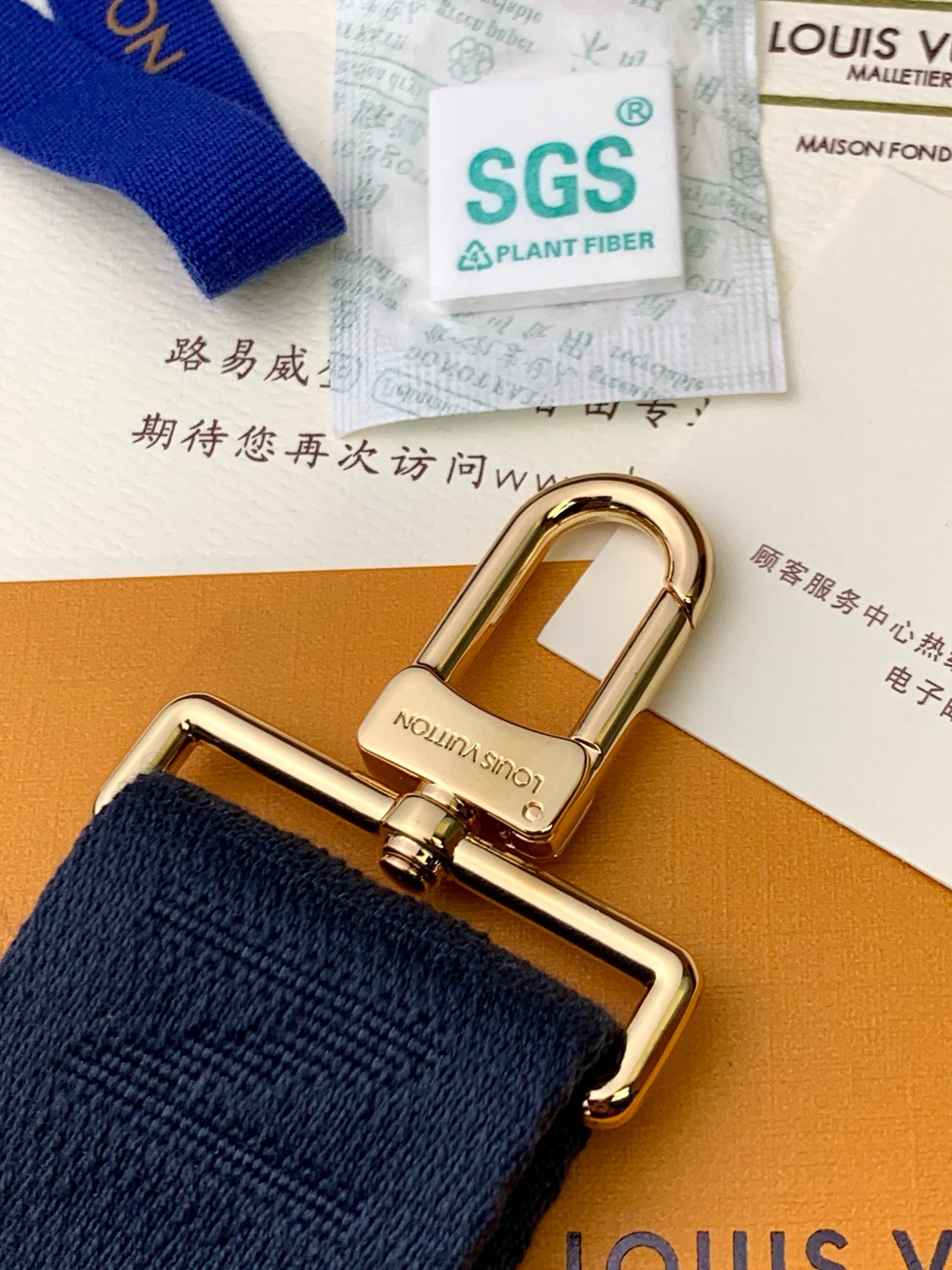 LV men's clutch bag Pochette Voyage pink