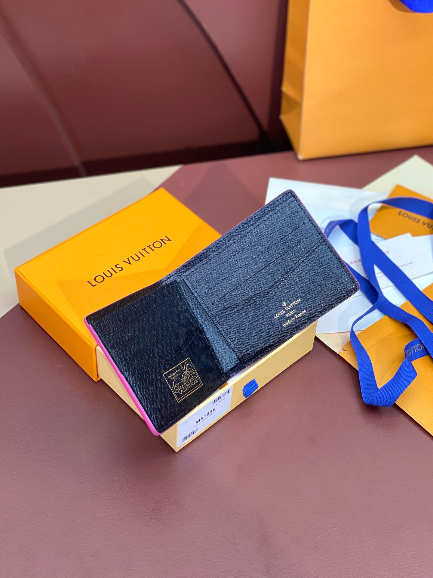 LV Men’s Small Wallet Pocket Organizer