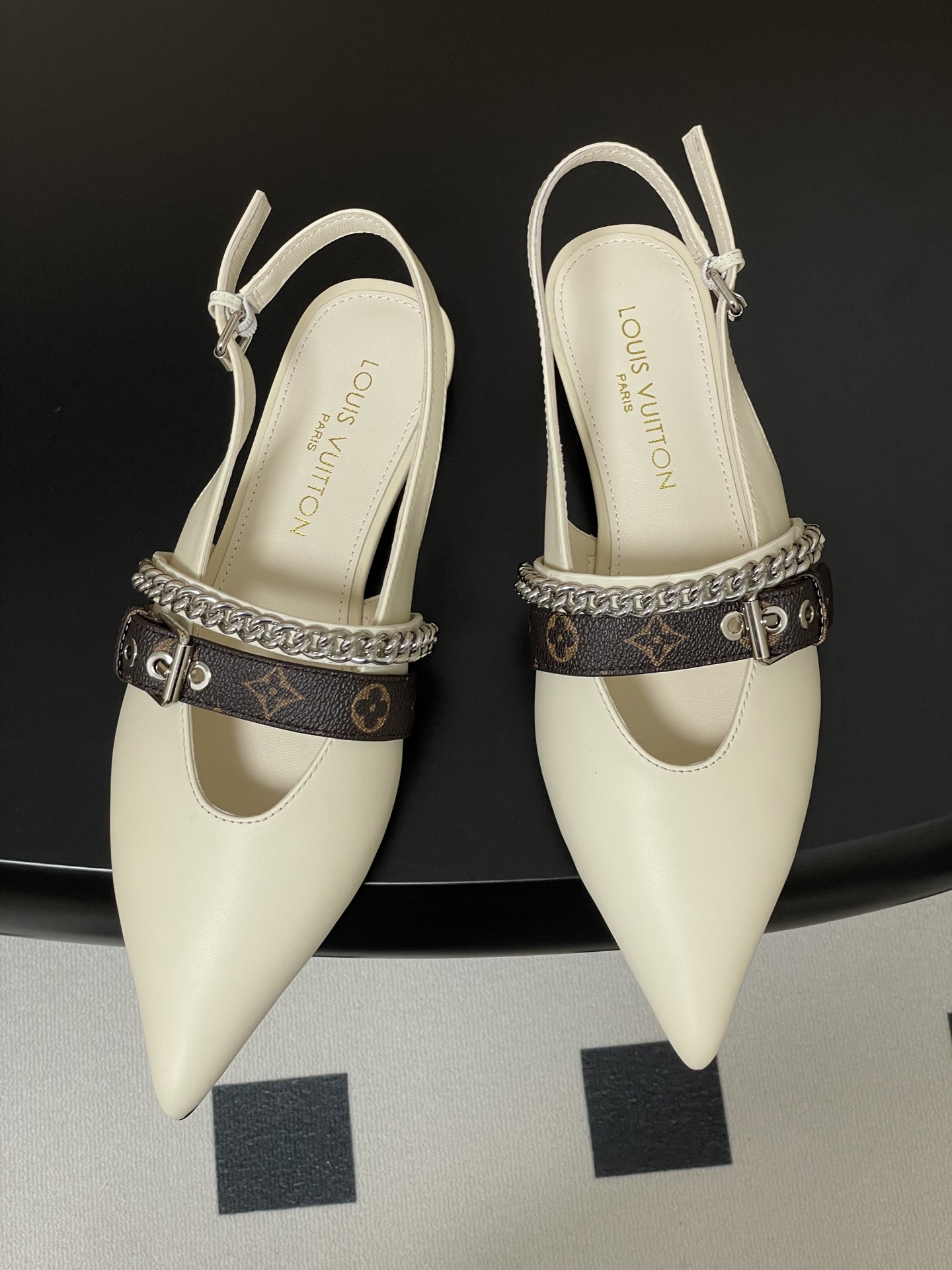 LV Vibe Slingback Flat Ballerina  Colors Vanilla Louis Vuitton