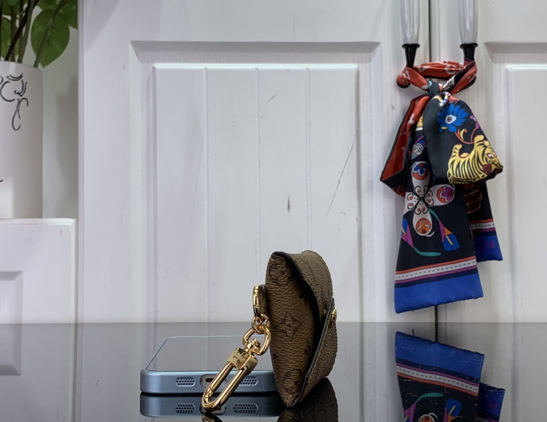 LVKirigami Pochette Monogram - Louis Vuitton