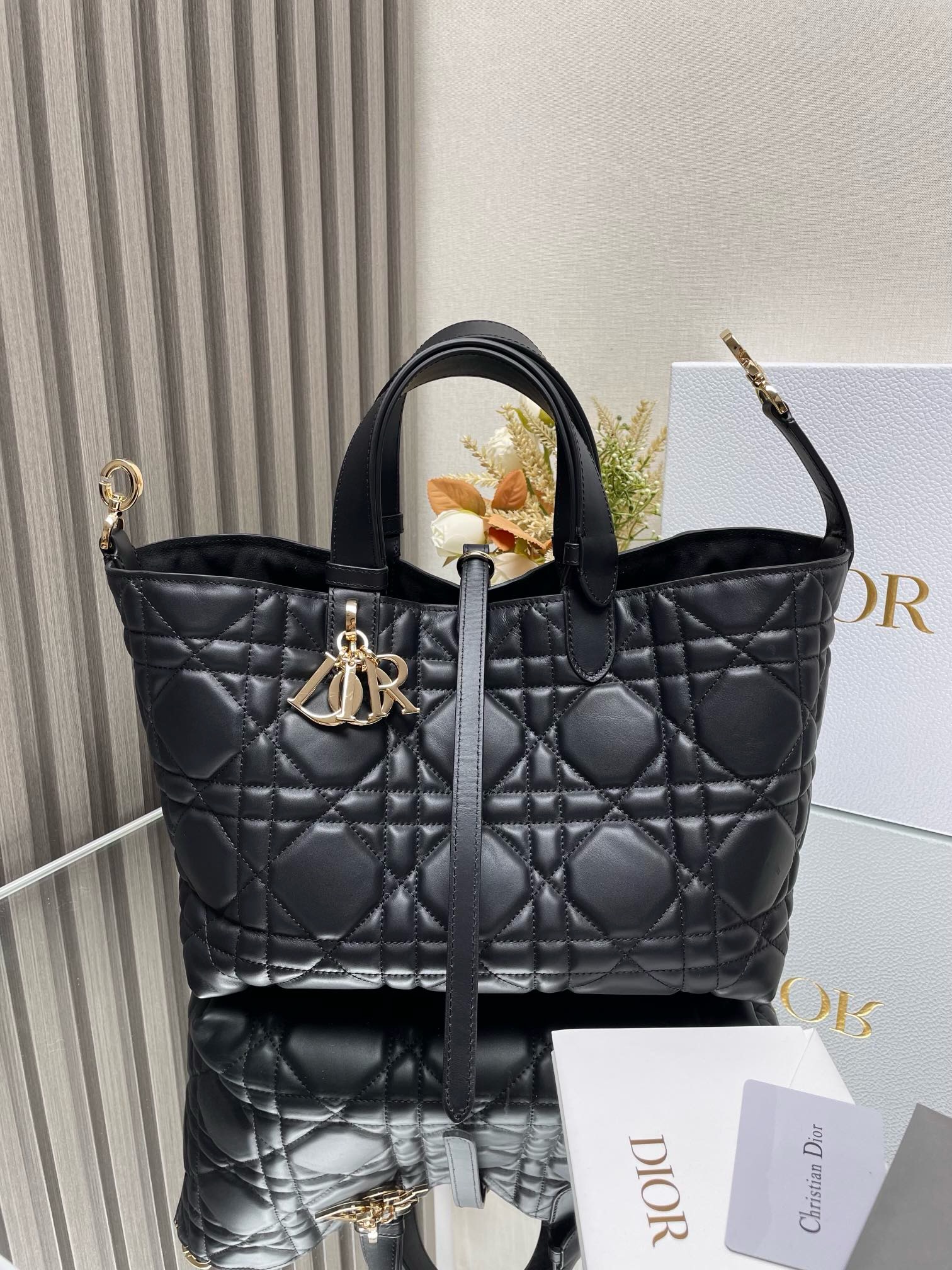 Medium Dior Toujours Bag Black Macrocannage Crinkled Calfskin | DIOR