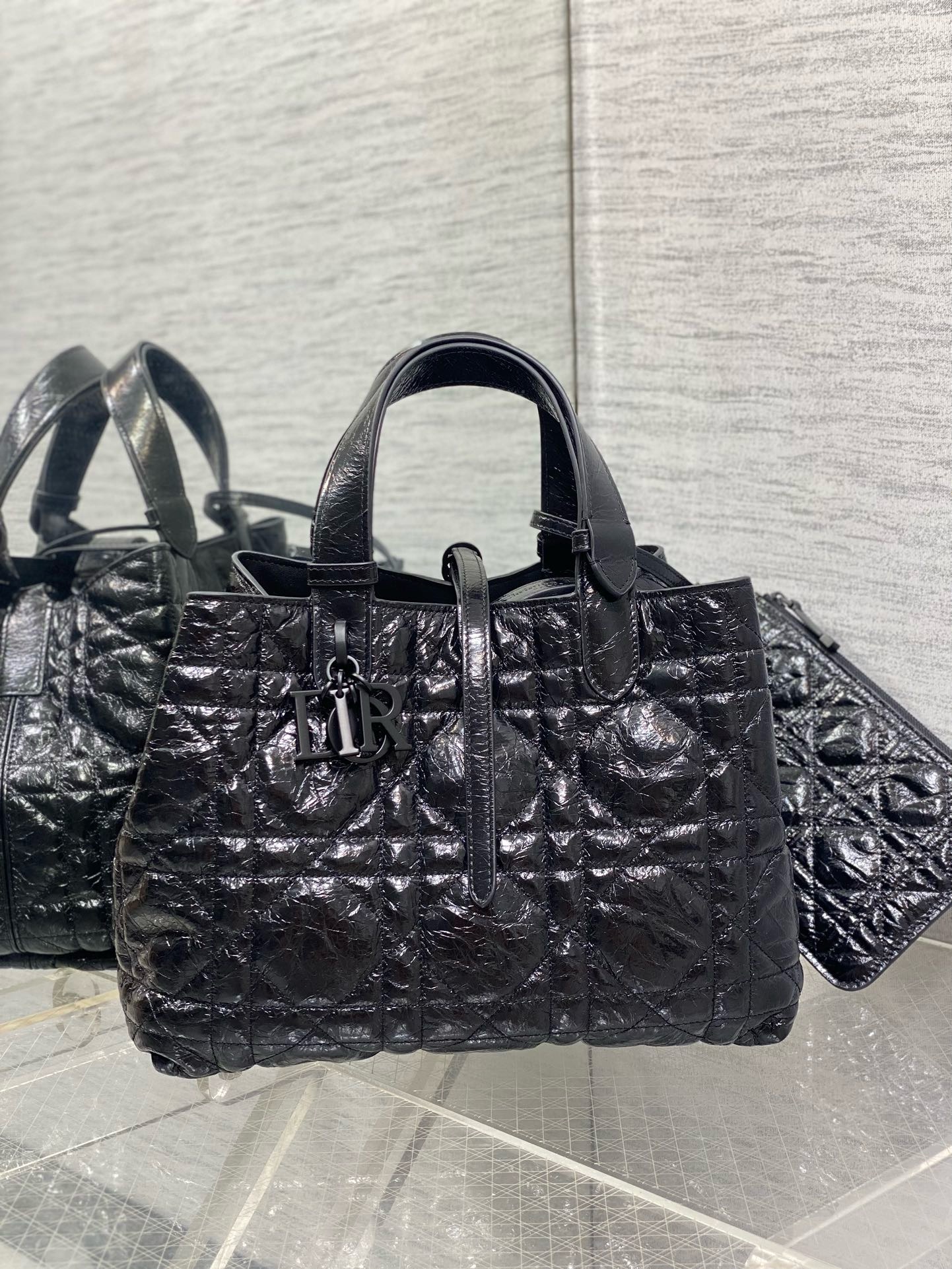 Medium Dior Toujours Bag Black Macrocannage Crinkled Calfskin | DIOR
