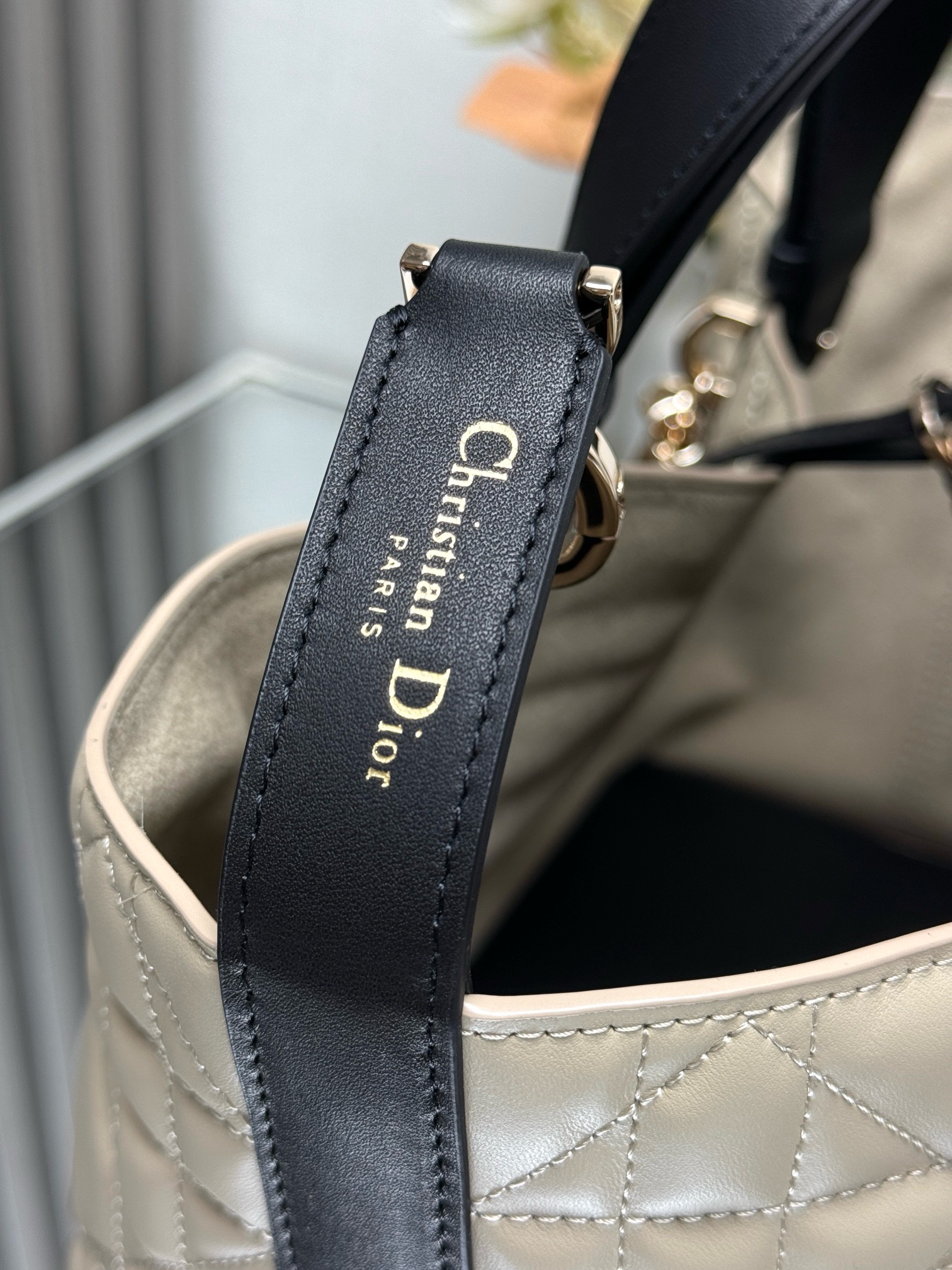 Medium Dior Toujours Bag Rope Beige and Black Macrocannage Calfskin | DIOR