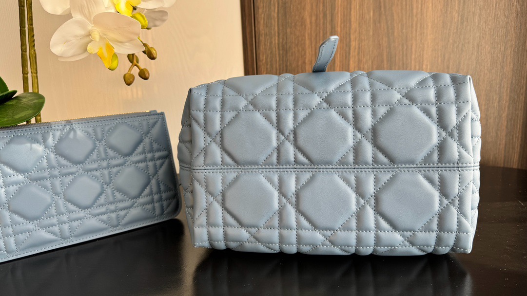 Medium Dior Toujours Bag Stone Blue Macrocannage Calfskin | DIOR