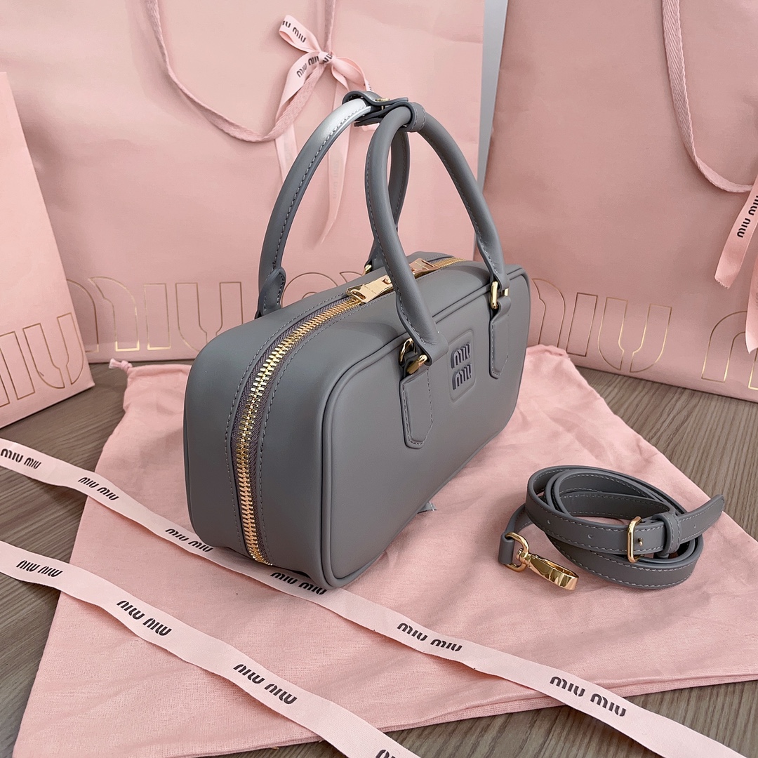 Miu Miu Arcadie Tote Bag | gray |