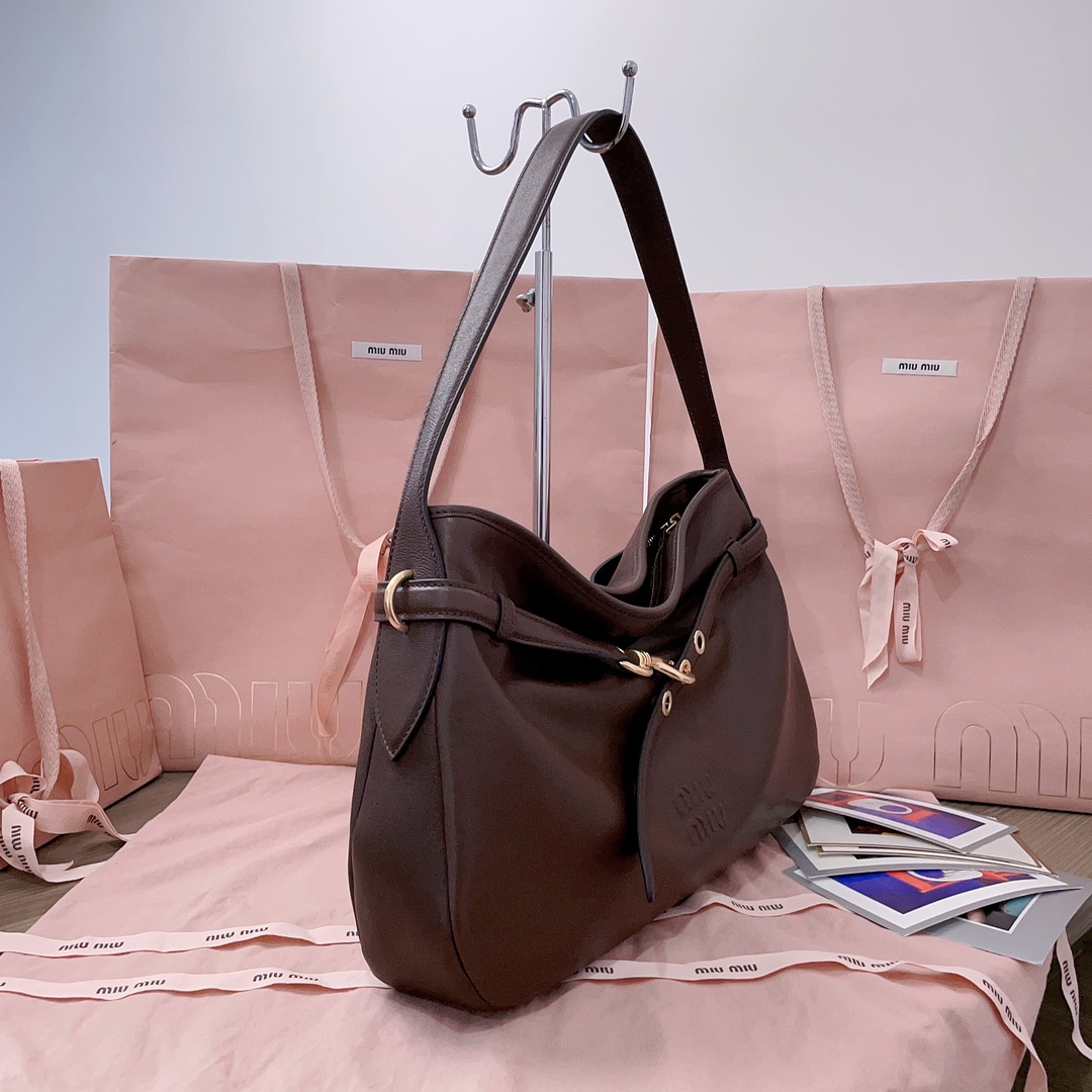 Miu Miu Aventure Shoulder Bag | Brown |  Miu Miu 01309