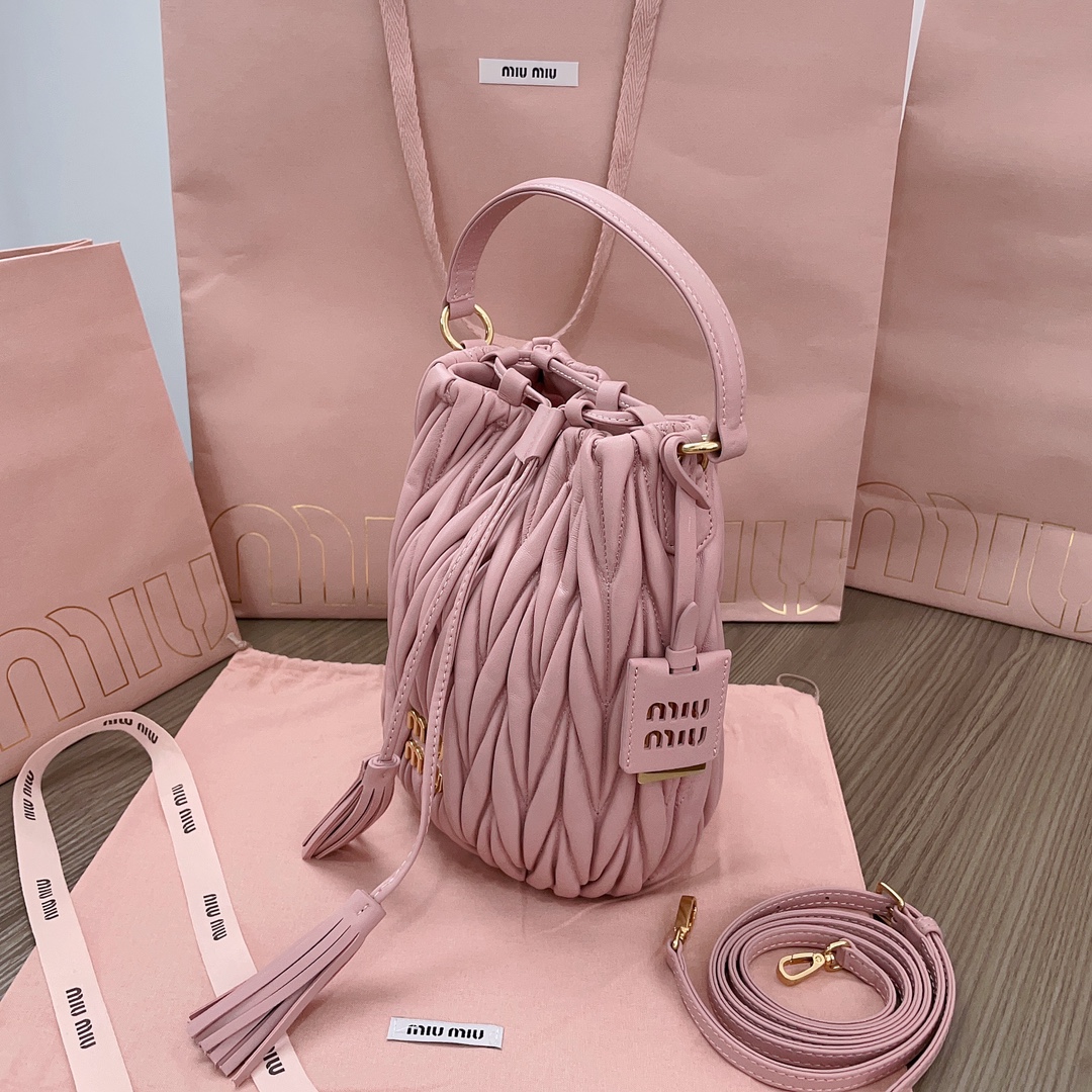 Miu miu  Bags Miu Miu Matelasse Bucket Bag Pink