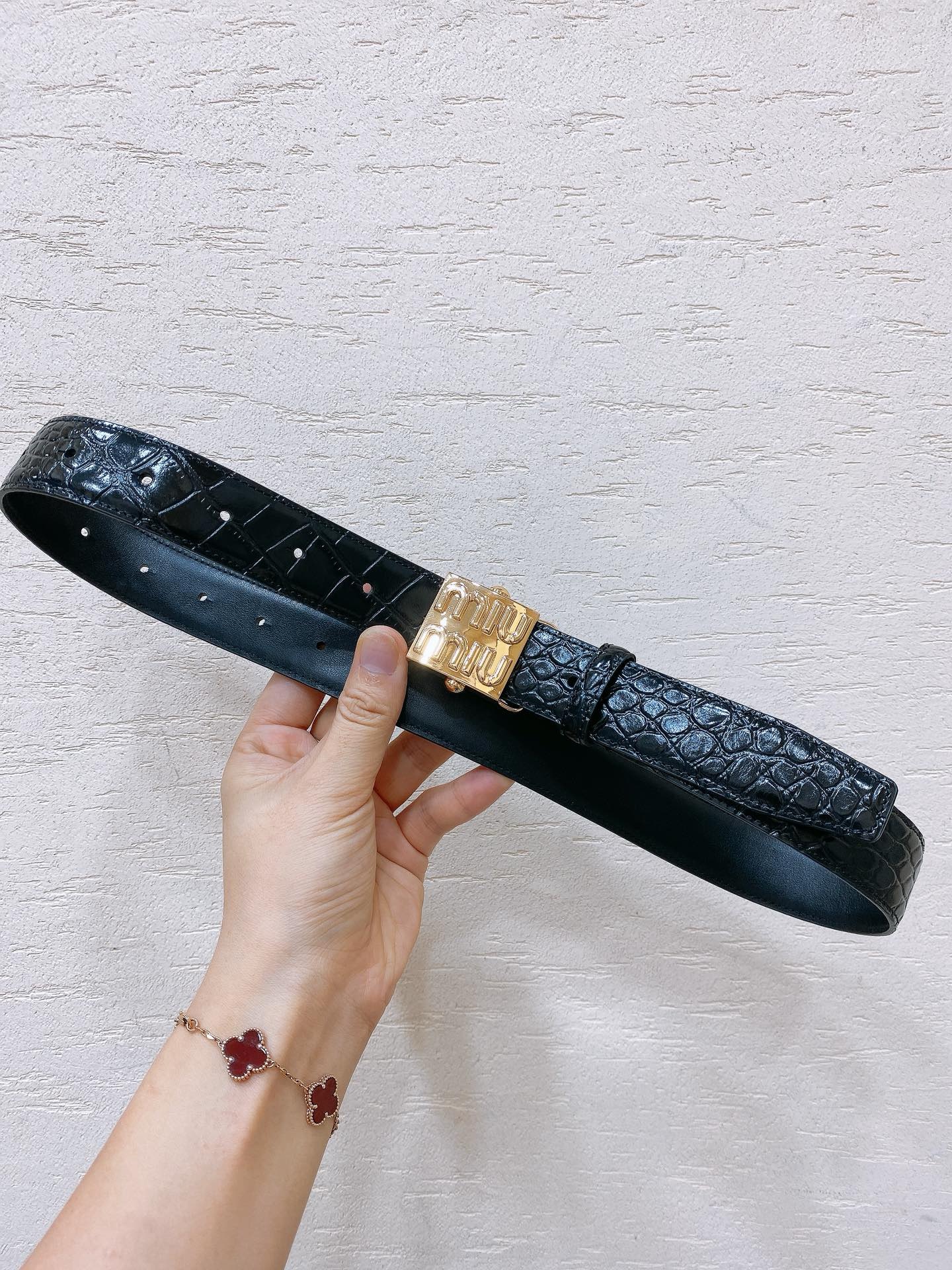 MIU MIU  belt* crocodile pattern strap 3.8cm wide