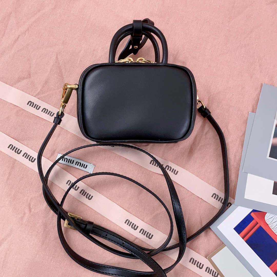 Miu Miu Black Beau Leather Micro Bag | Miu Miu