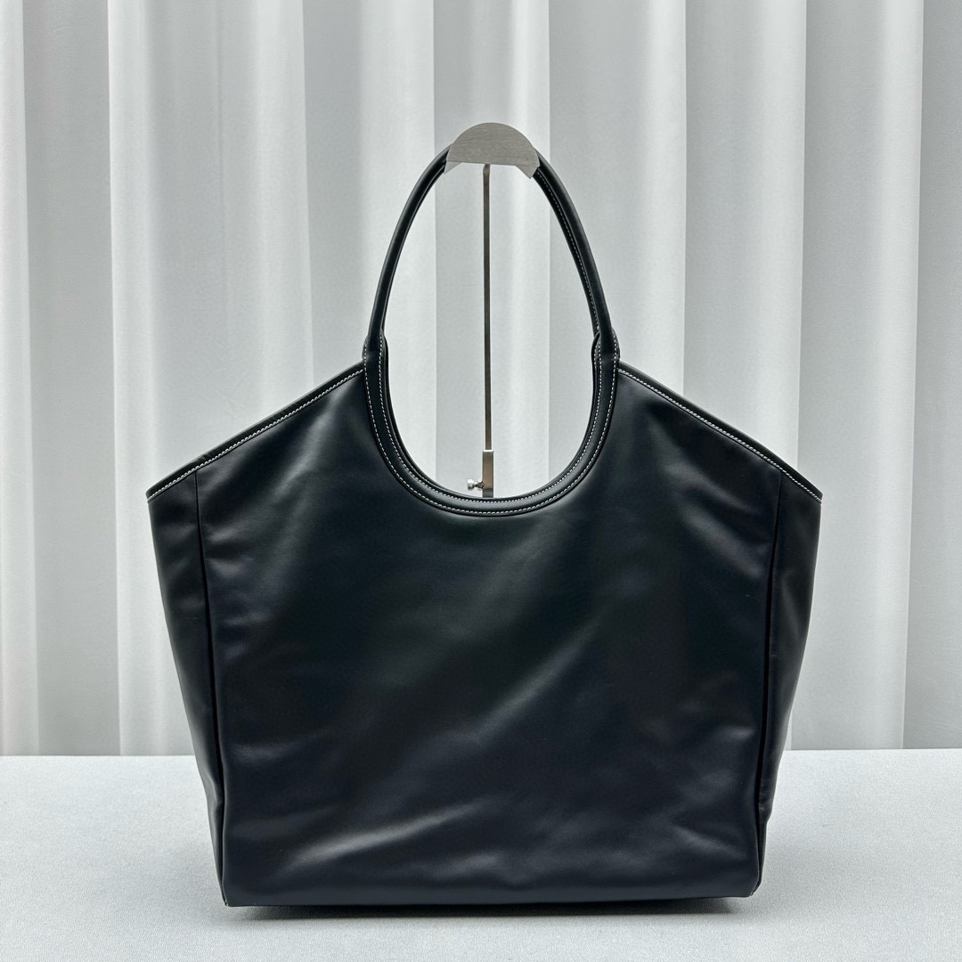 Miu Miu Black Ivy Leather Bag | Miu Miu