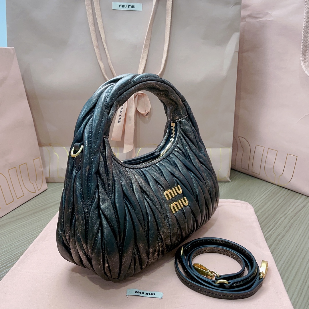 Miu Miu Black Wander Matelassé Nappa Leather Hobo Mini-bag | Miu Miu 04089