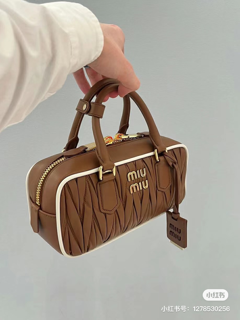 Miu Miu Bolso Arcadie De Napa Matelassé Coñac/blanco | Miu Miu