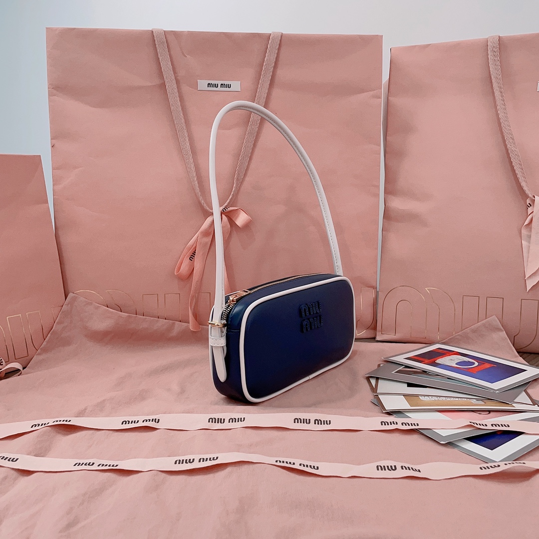 Miu Miu Bright Blue/white Leather Pouch | Miu Miu