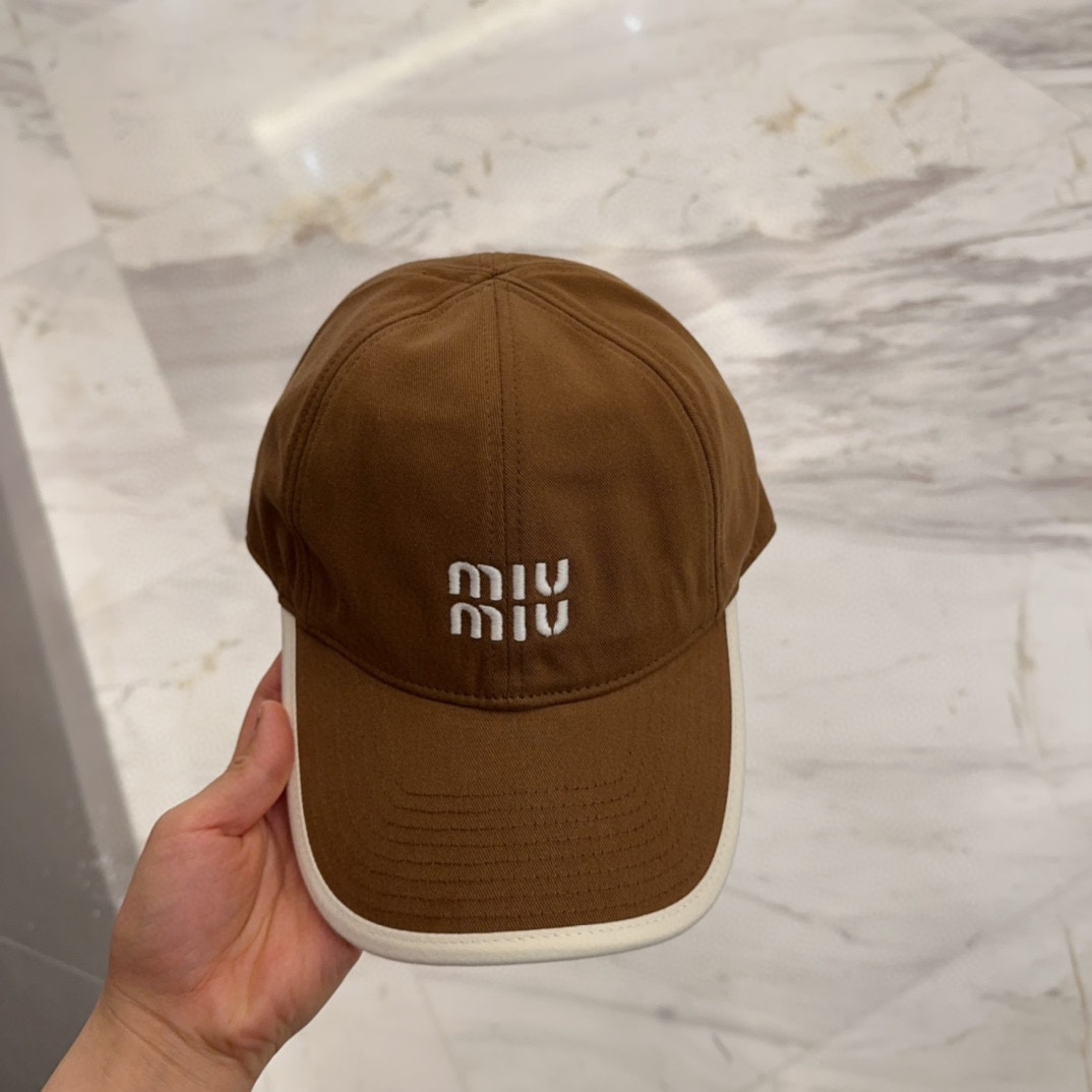 Miu Miu Brown Baseball Cap - Miu Miu Brown Cotton Baseball Cap - White