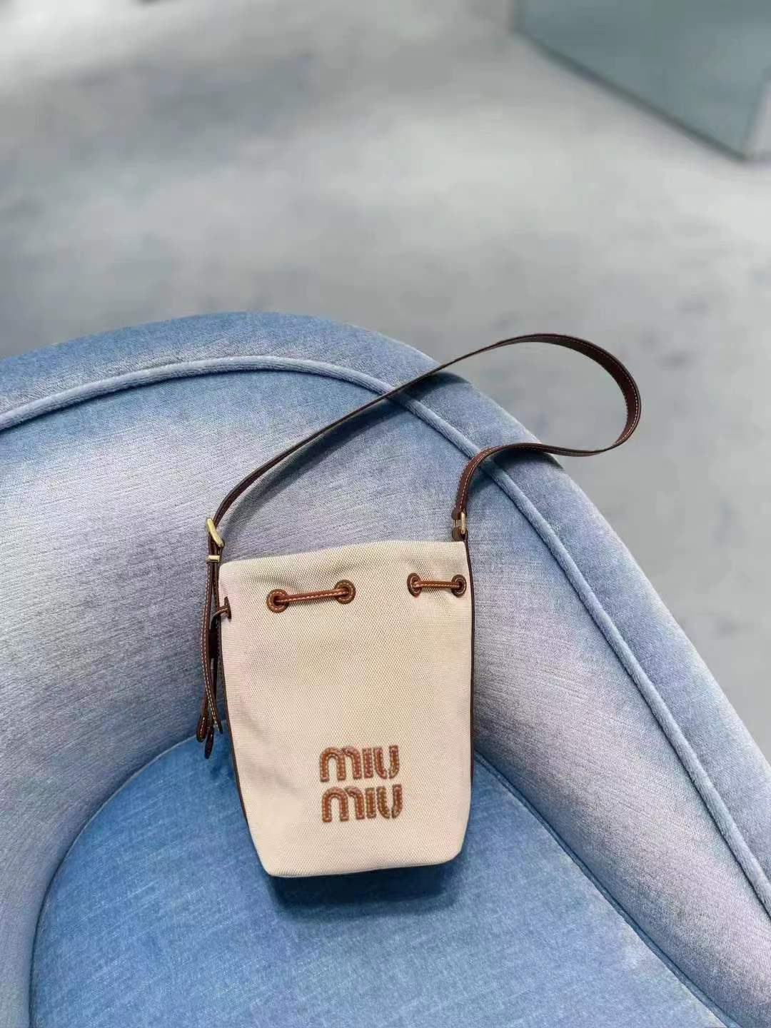 Miu Miu Bucket Bag 'Beige/Brandy' - 5BE090 2CRN