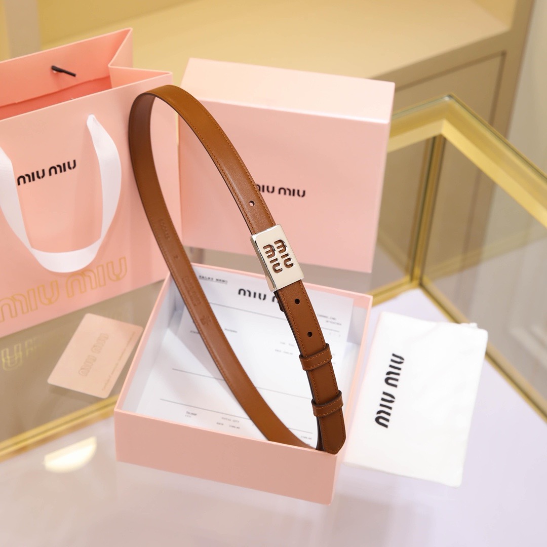 MIU MIU Classic Leather Belt- sliver brown