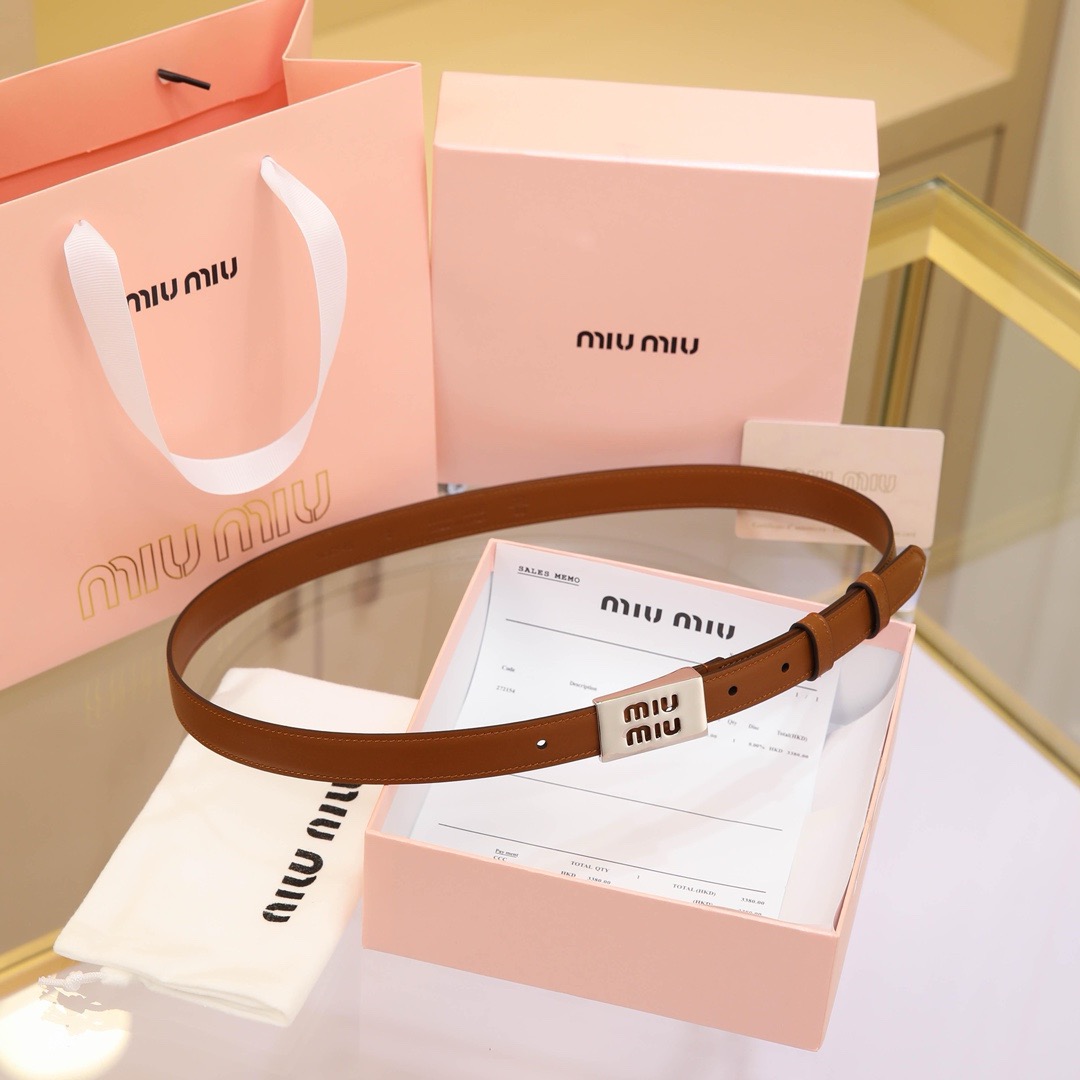 MIU MIU Classic Leather Belt- sliver brown