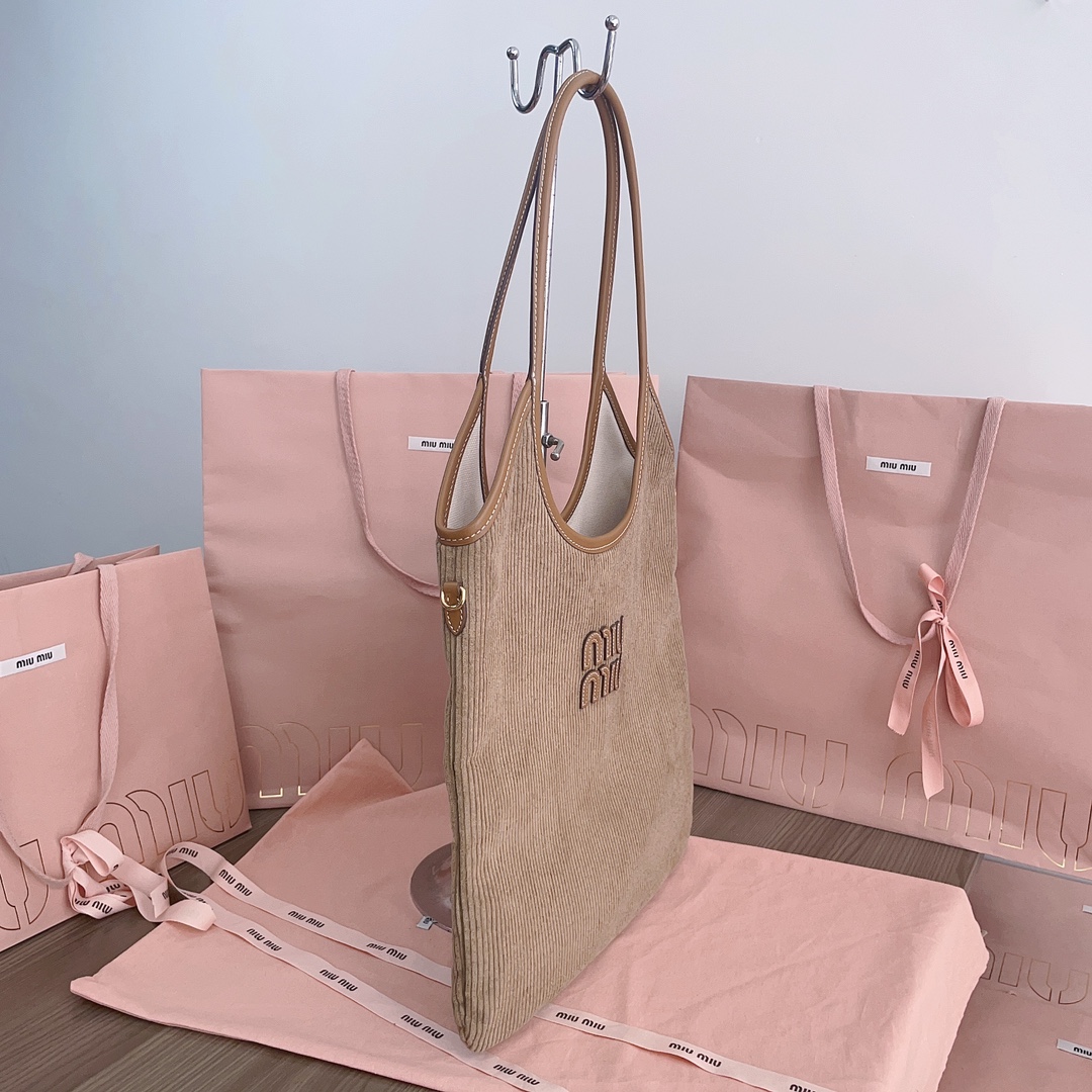 Miu Miu Ivy handbag Miu Miu Blue in Denim - Jeans - 57672192