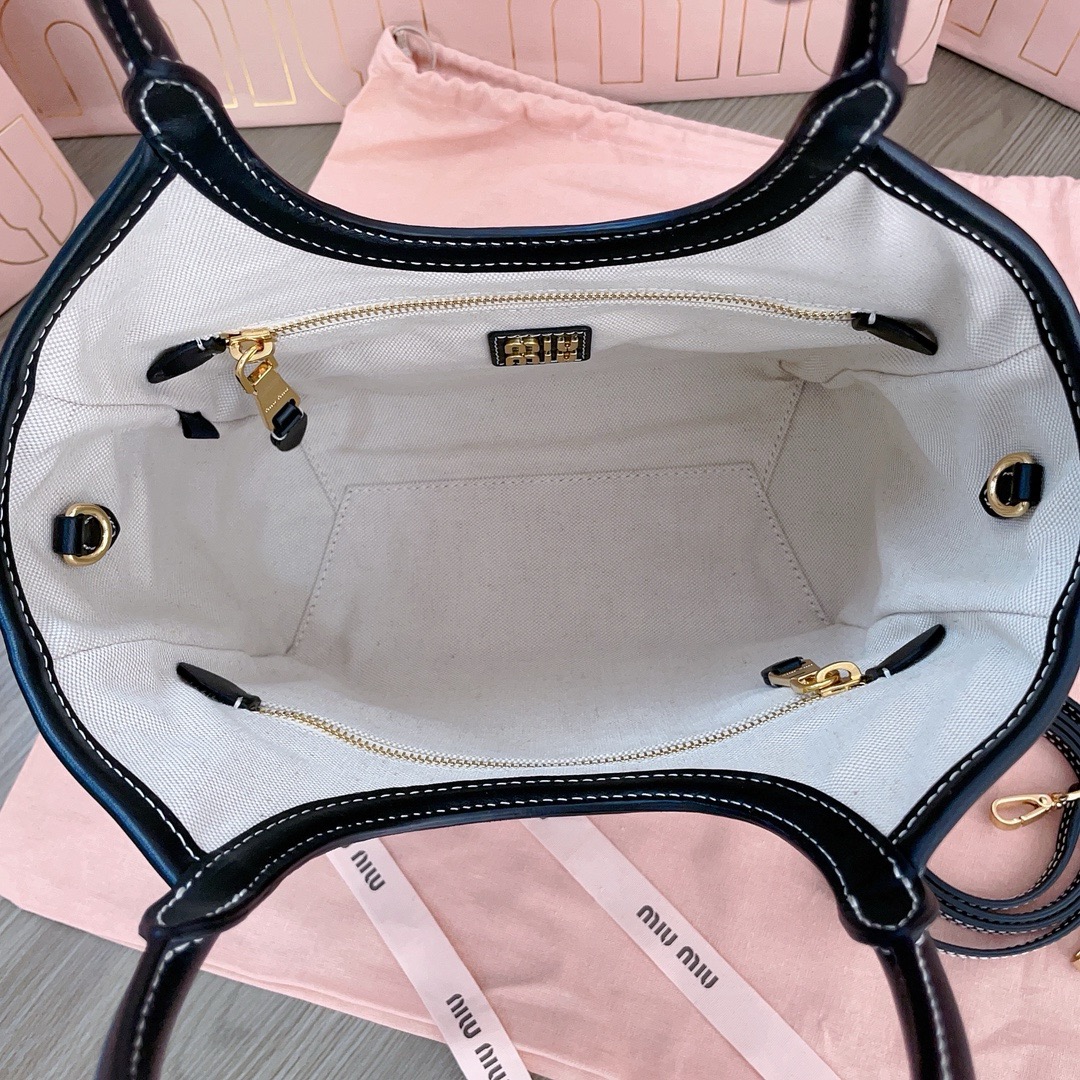 Miu Miu IVY Leather Bag 'Black'