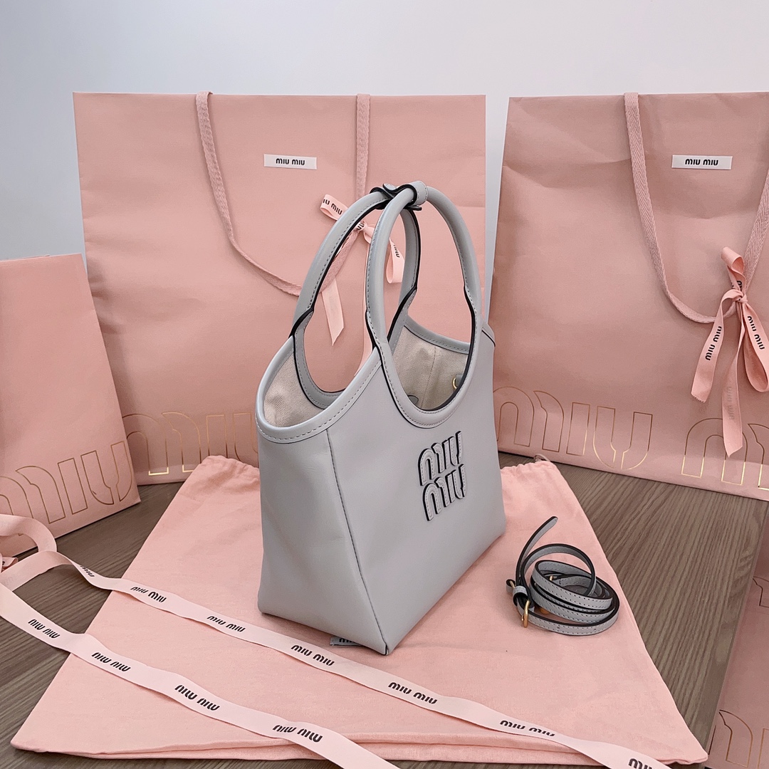 Miu Miu Ivy Leather Tote Bag In White gray