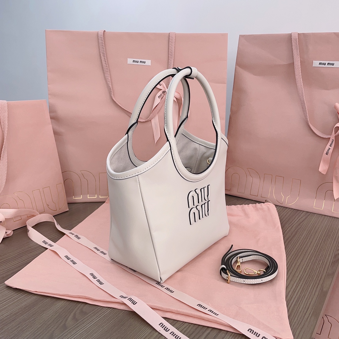 Miu Miu Ivy Leather Tote Bag In White  Miu Miu 04629