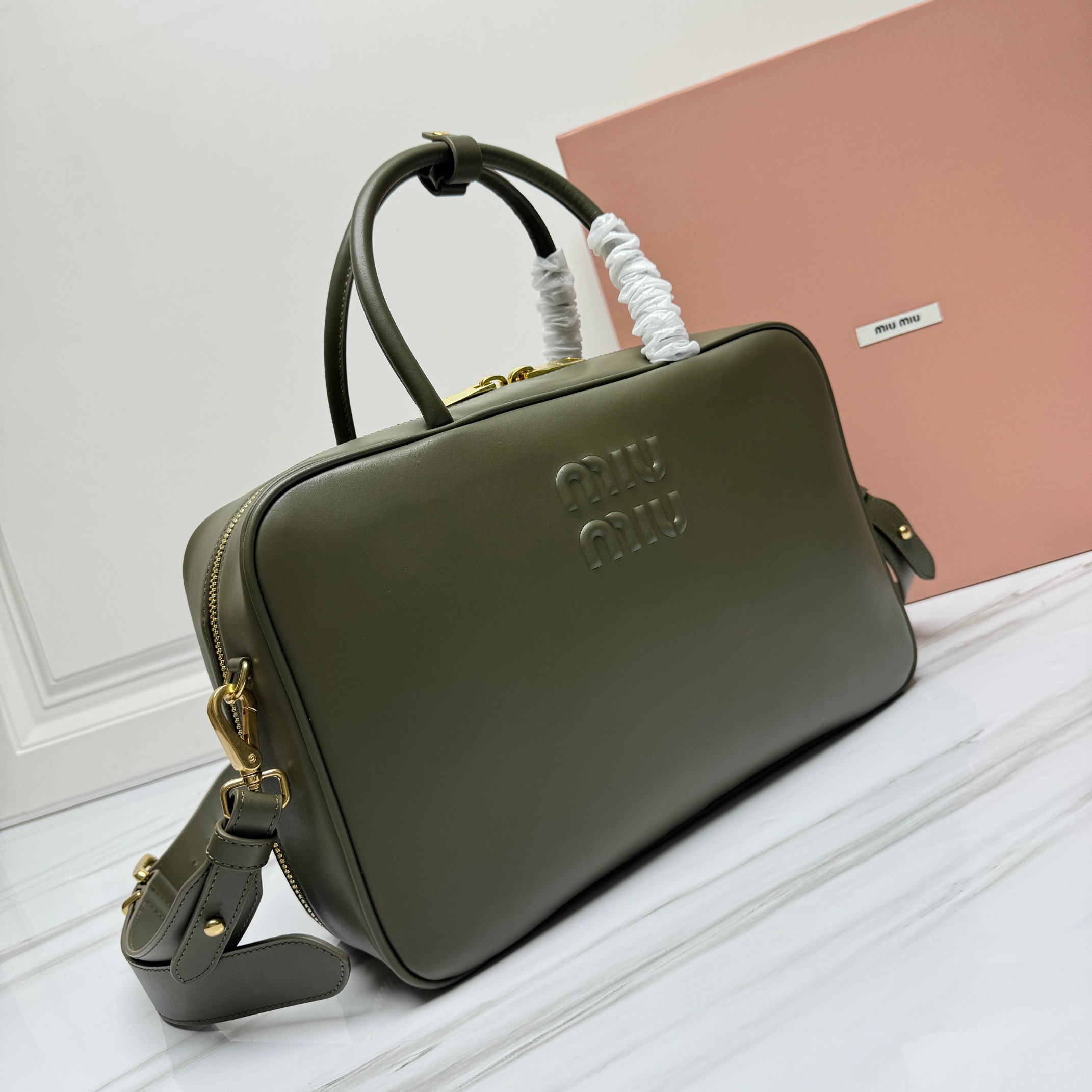 Miu Miu Leather Beau Shoulder Bag green