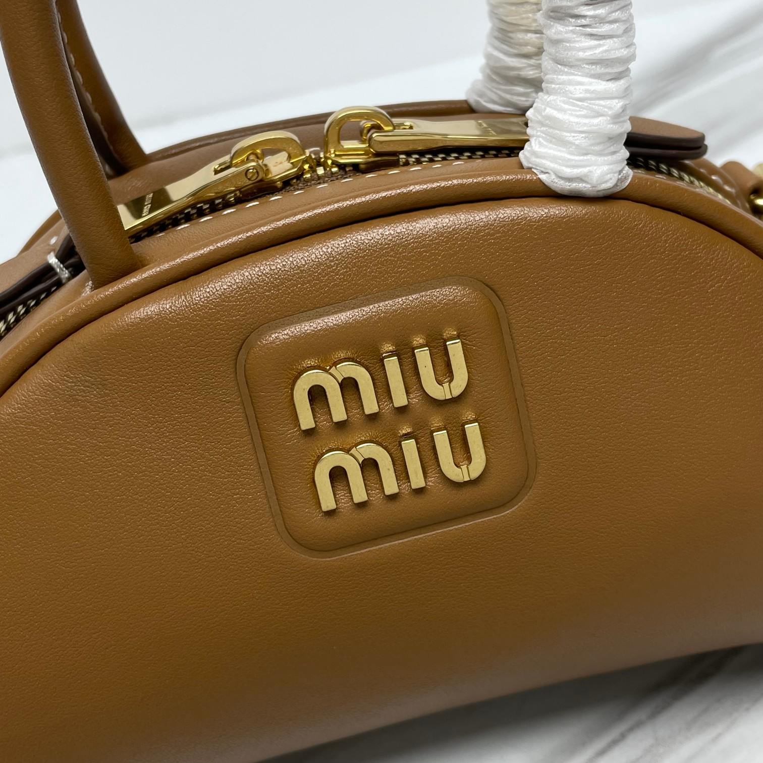 Miu Miu Leather Top-Handle Bag - Caramel |Miu Miu 00749