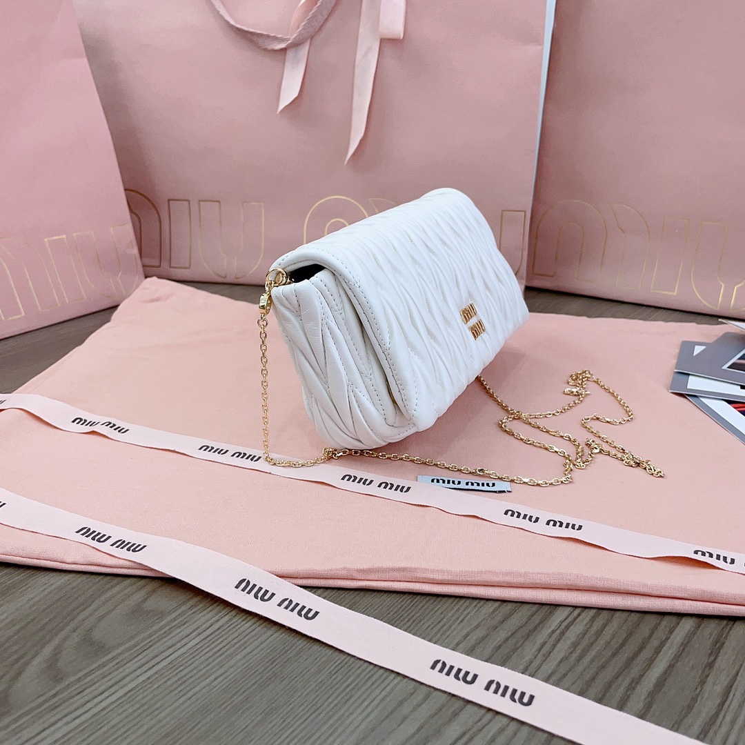 Miu Miu Matelassé leather mini bag for Women - White Miu Miu 00059