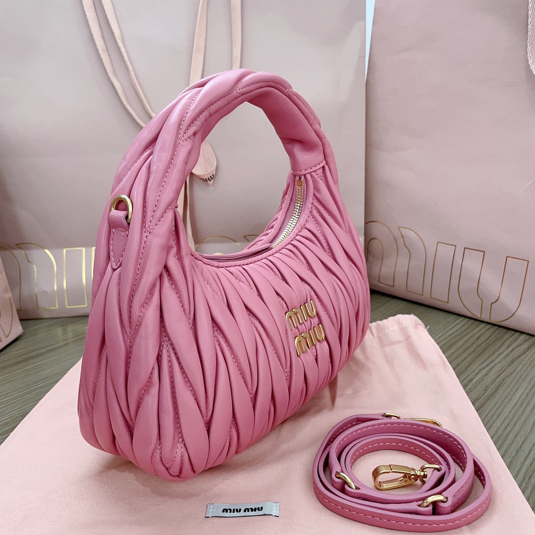 Miu Miu Matelassé Leather Tote Bag | Pink