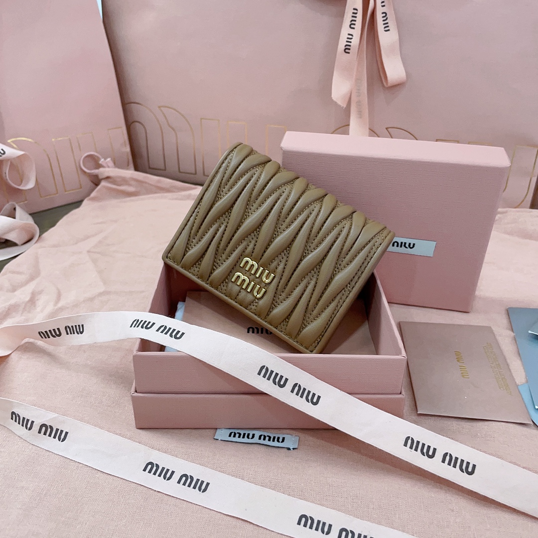 Miu Miu Matelasse Nappa Leather Pocket Card Holder in green