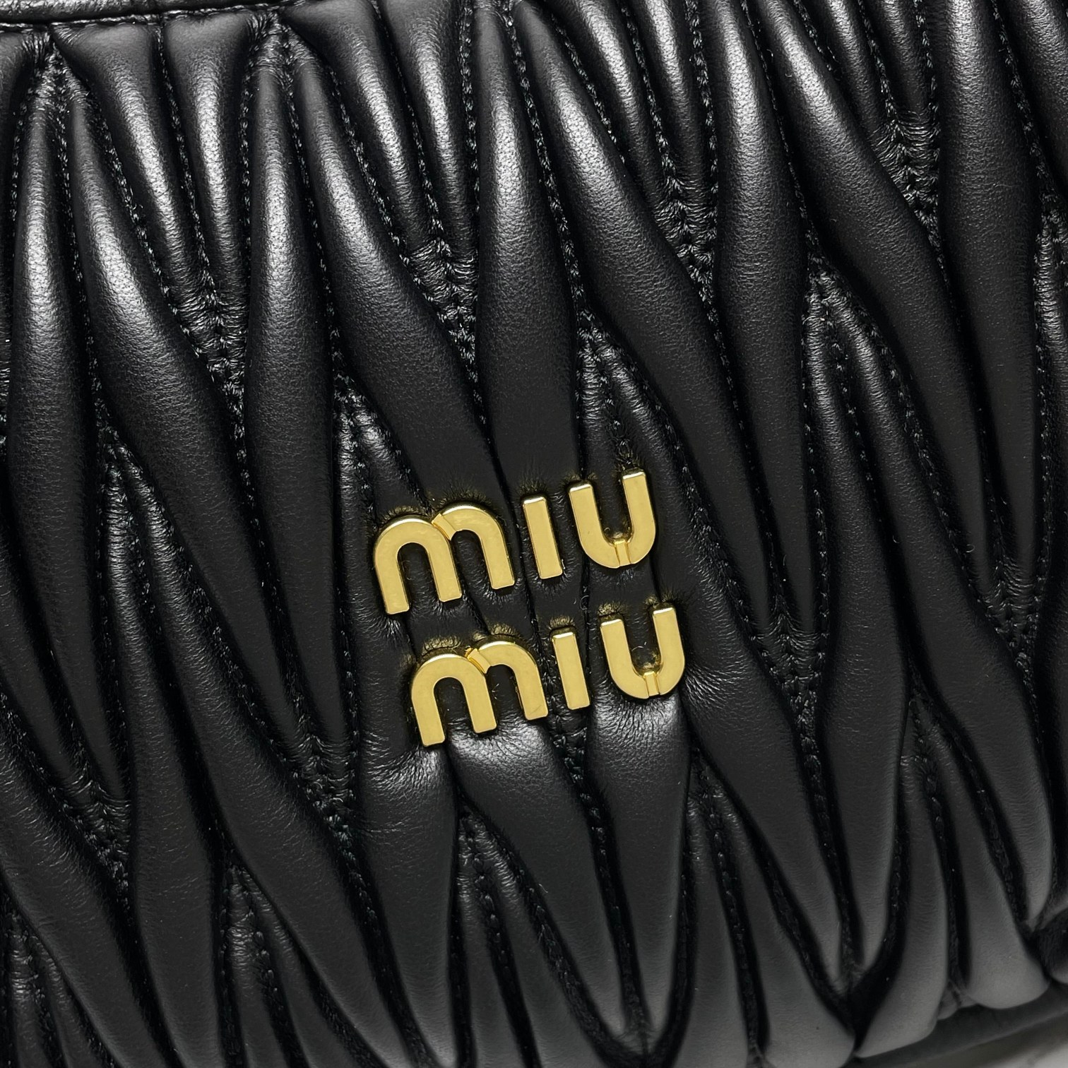 MIU MIU Nappa Matelasse Wander Large Hobo Black