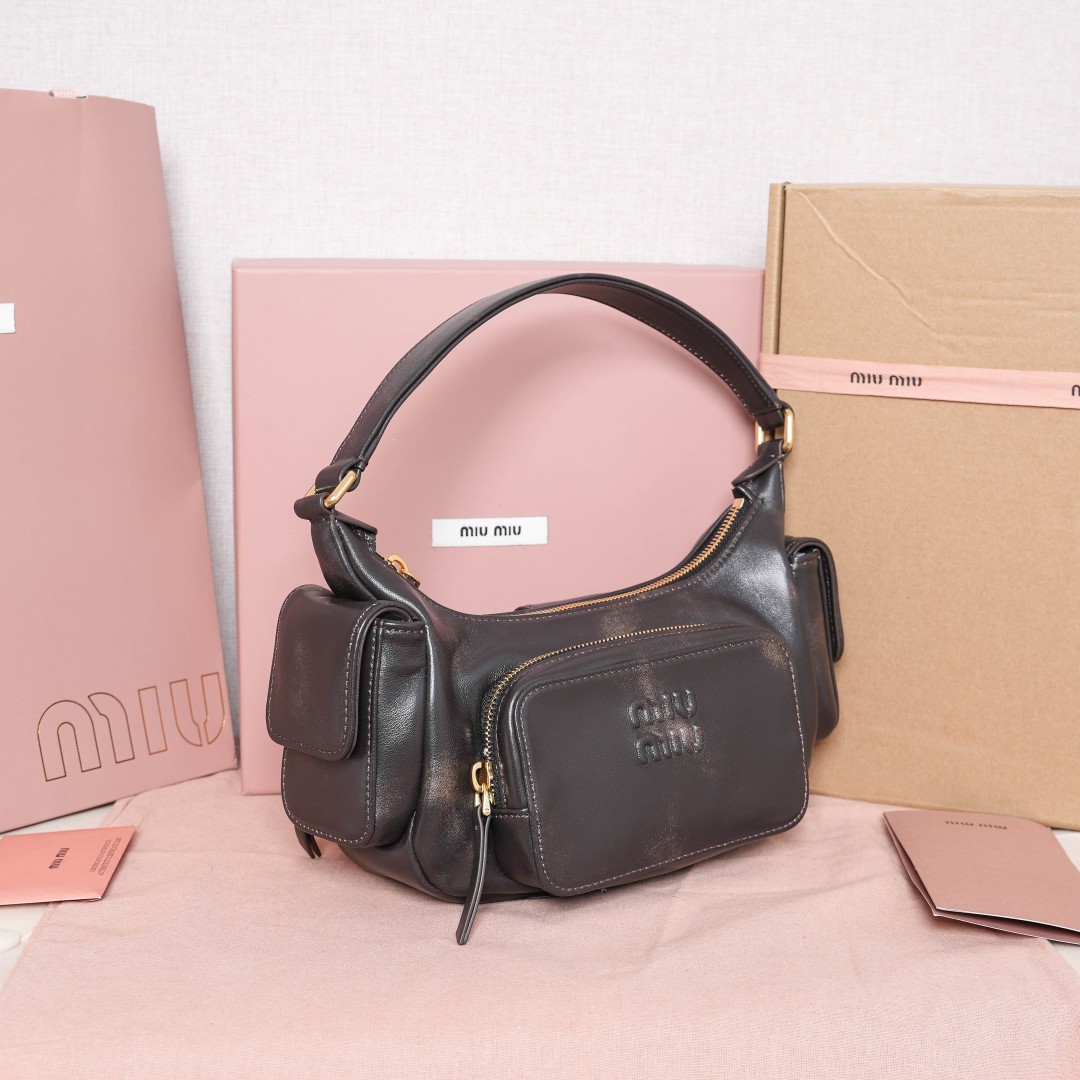 MIU MIU Nappa Multi Pocket Hobo Black 1579584 |