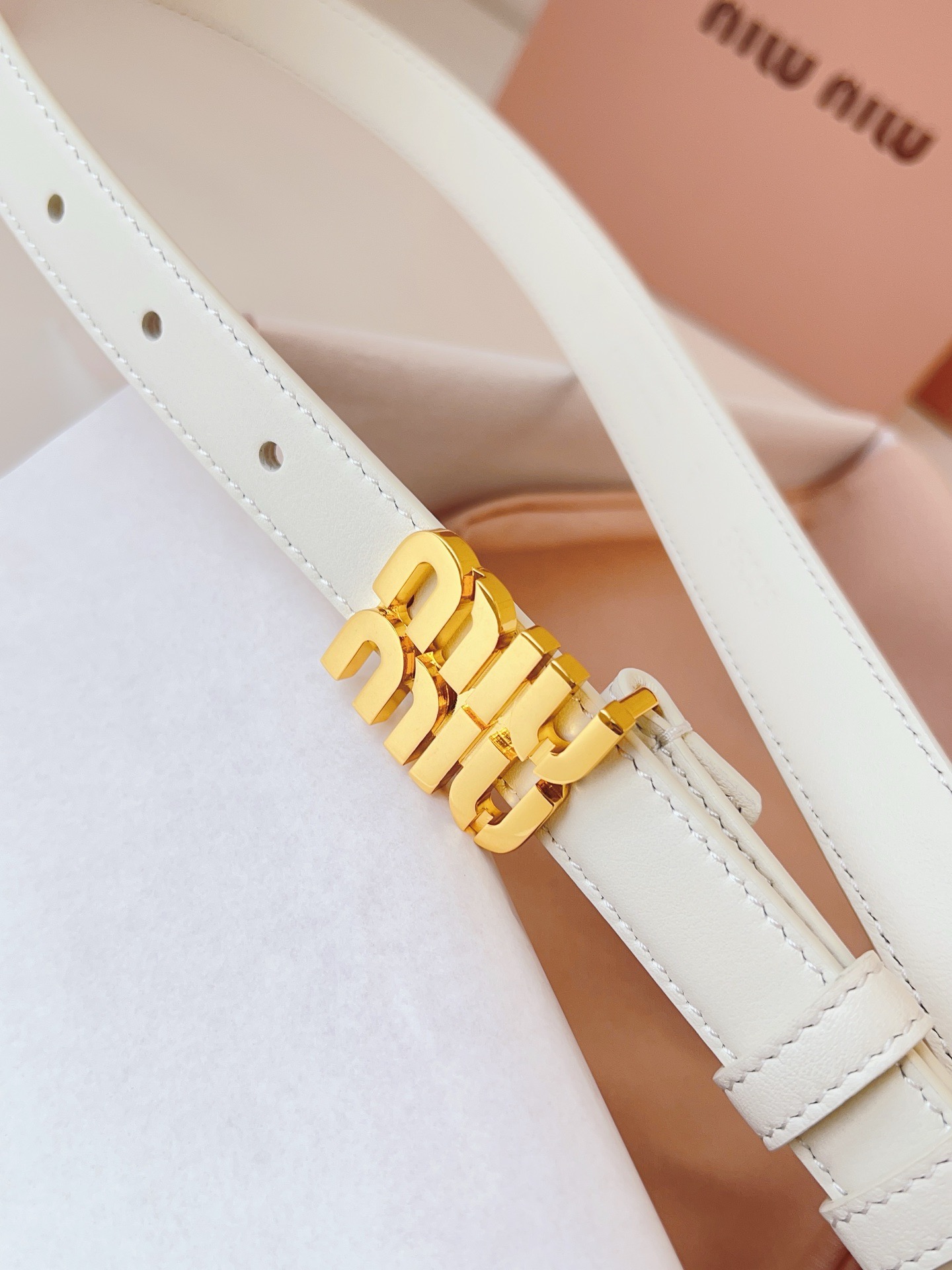 Miu Miu White belt with gold hardware