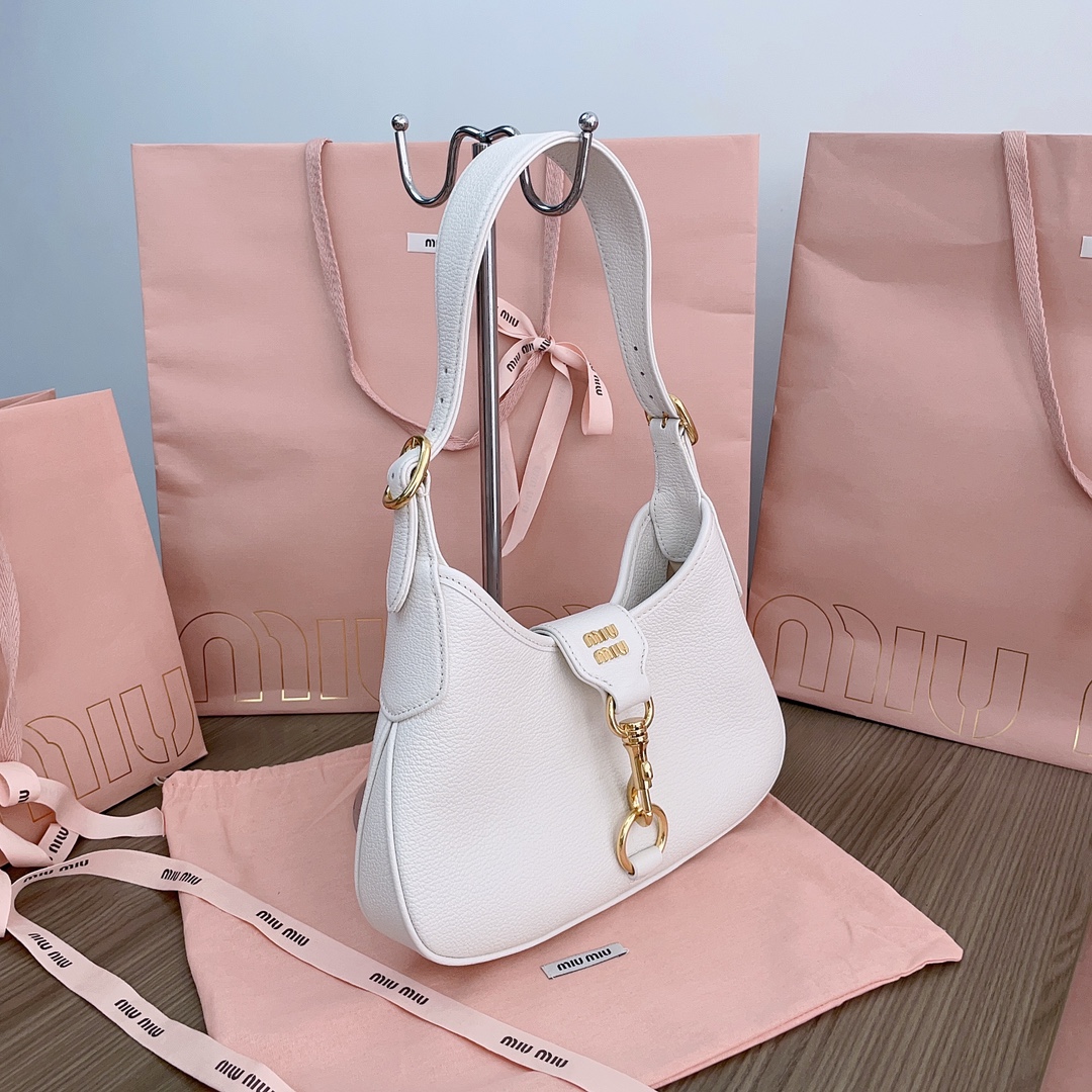 Miu wander leather handbag Miu Miu White in Leather Miu Miu  01959