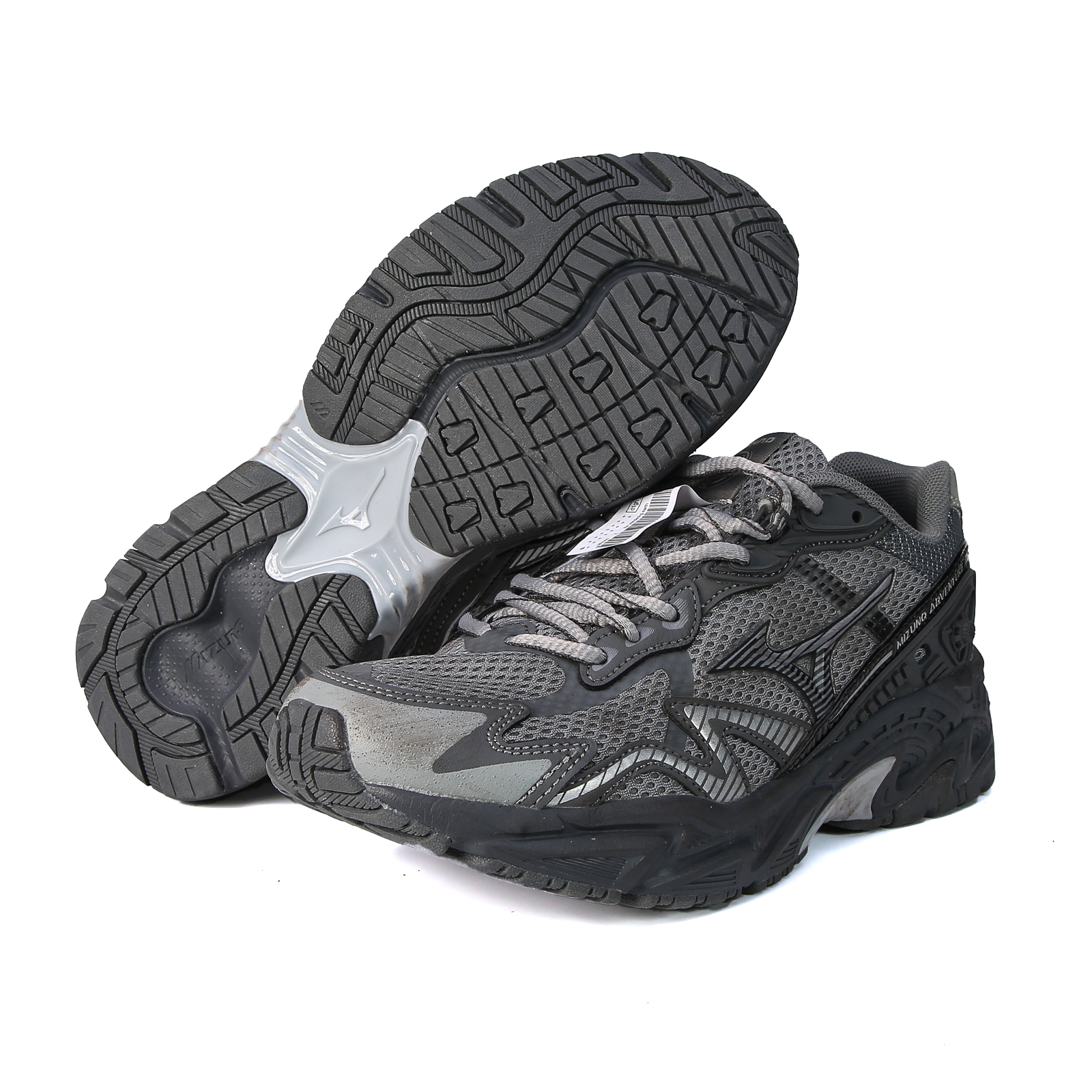 Mizuno Racer S Men’s Athletic Sneaker Training Shoe Gray