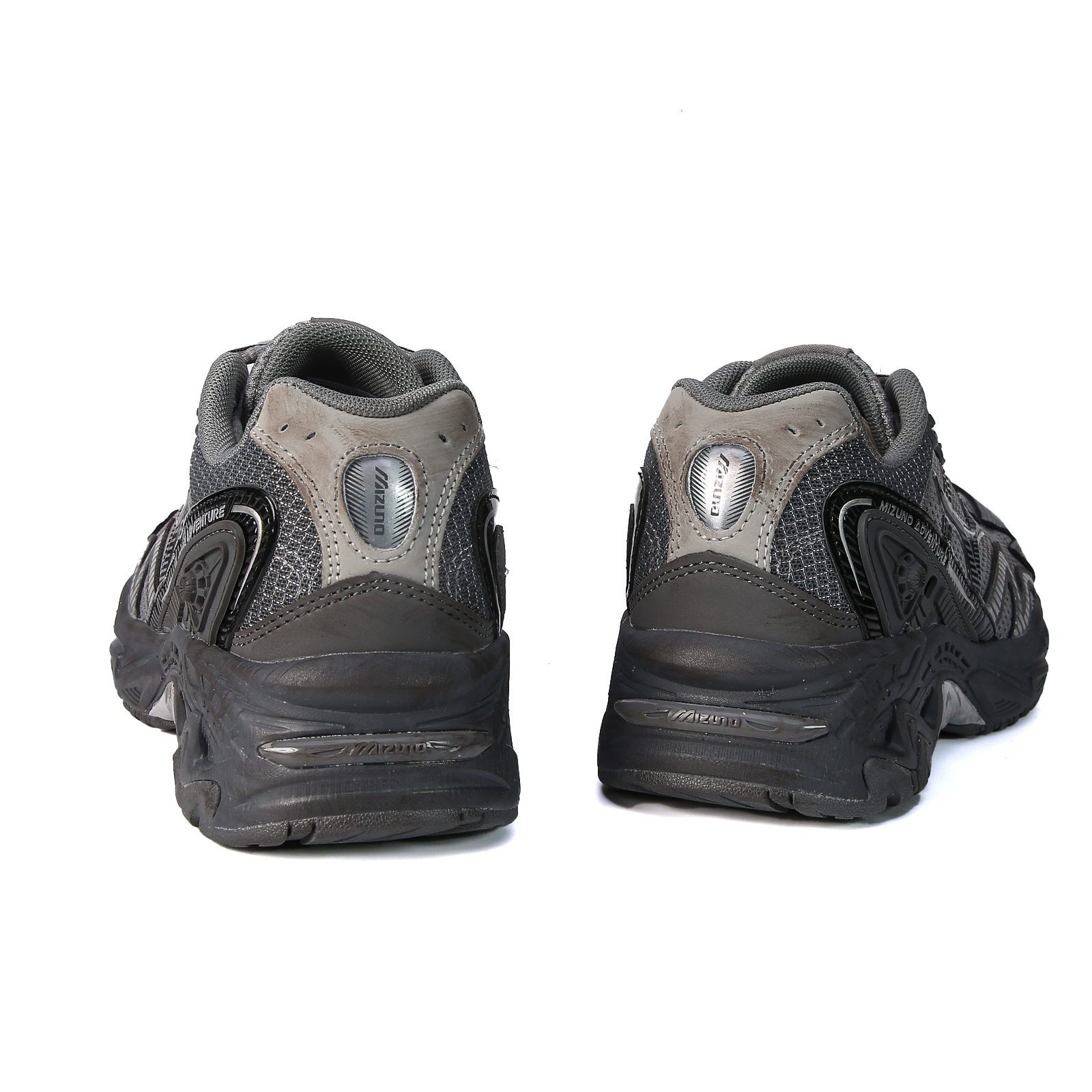 Mizuno Racer S Men’s Athletic Sneaker Training Shoe Gray