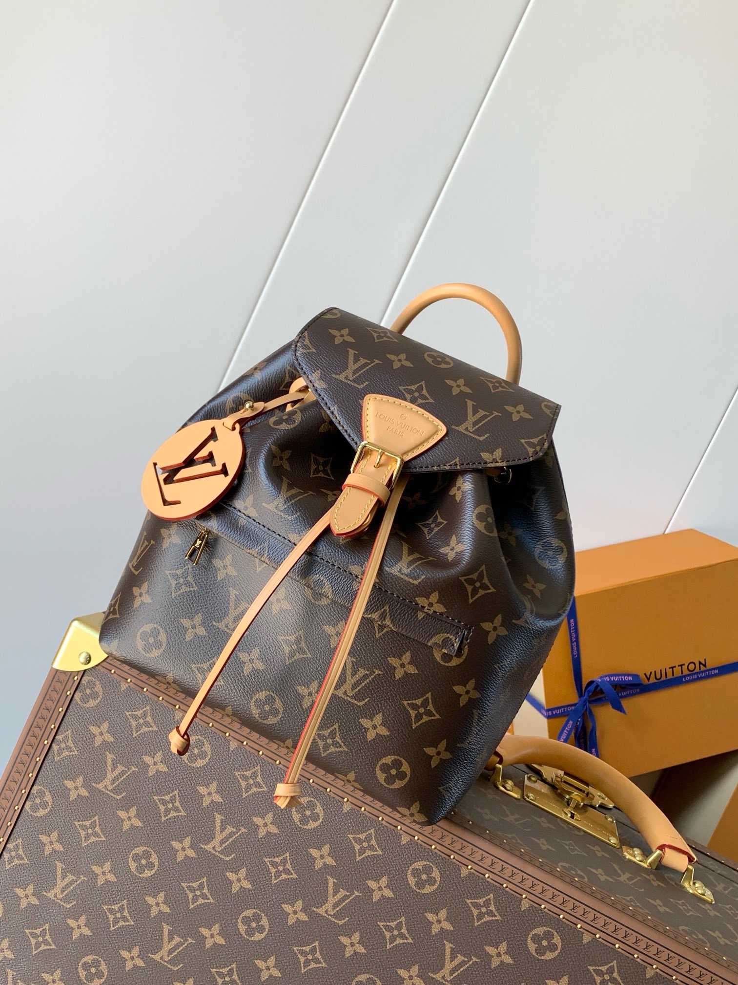 Montsouris PM Monogram Brown Backpack – Bag | LOUIS VUITTON