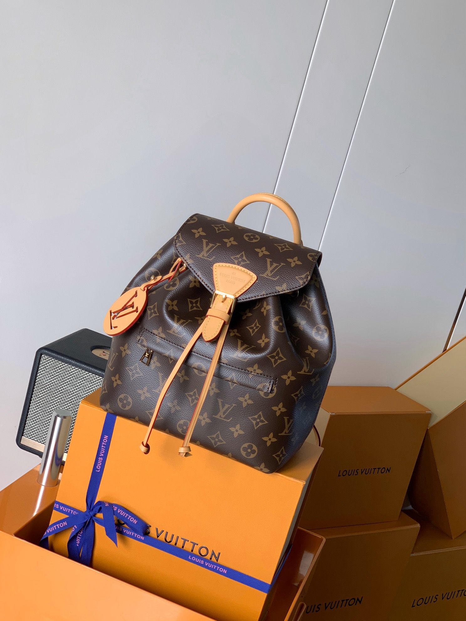 Montsouris PM Monogram Brown Backpack – Bag | LOUIS VUITTON