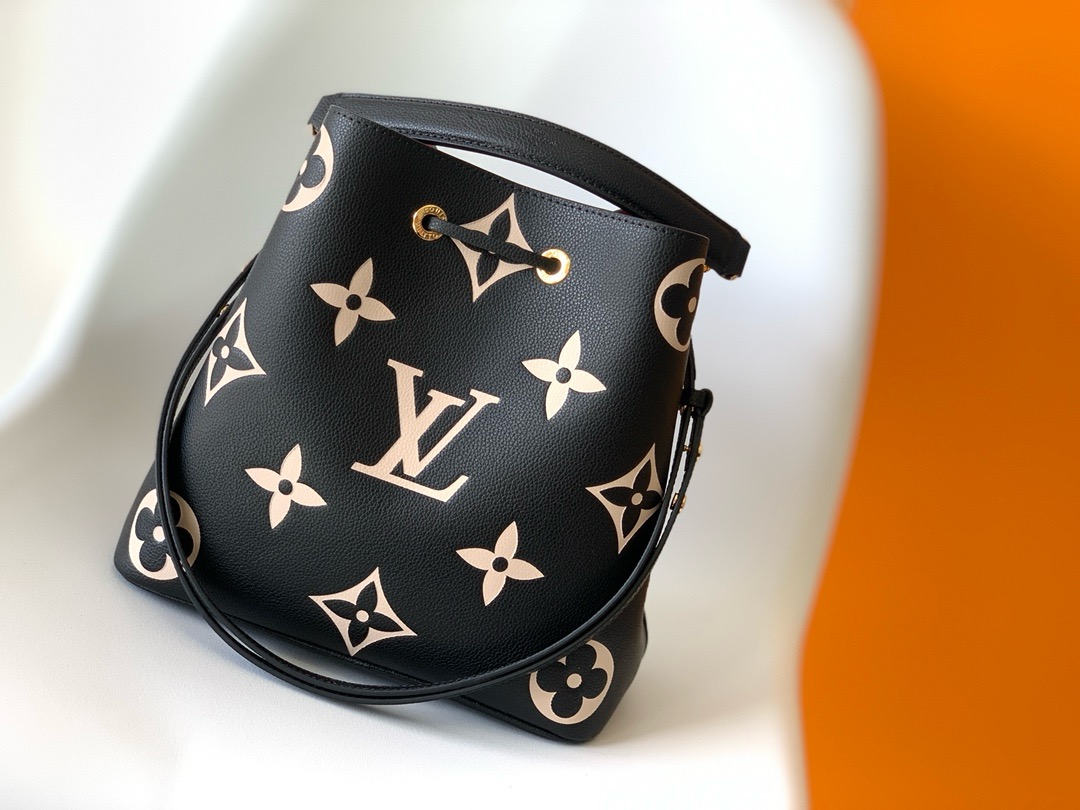 NéoNoé MM Bicolor Monogram Empreinte Leather Bag Black – Bag | LOUIS VUITTON