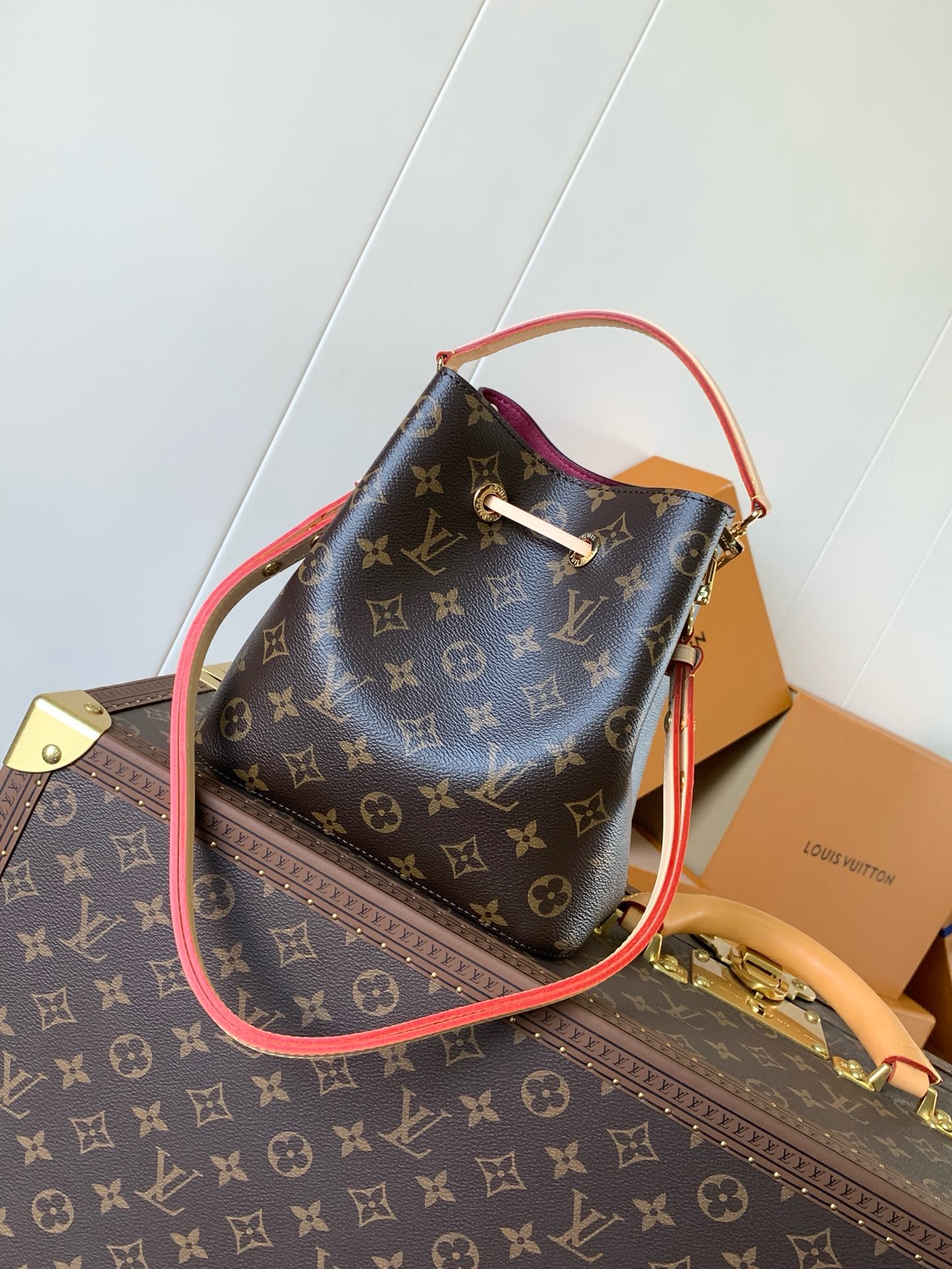 NéoNoé MM Monogram Brown Bag - Bag | LOUIS VUITTON