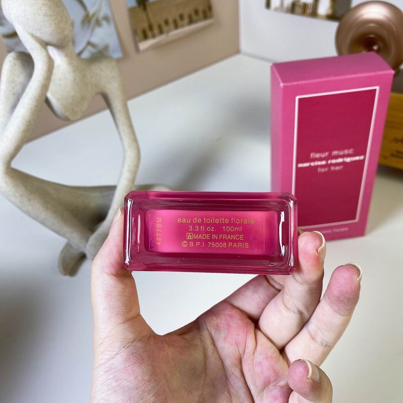 Narciso Rodriguez Fleur Musc For Her Eau de Parfum Spray 100ml – Women’s Perfume