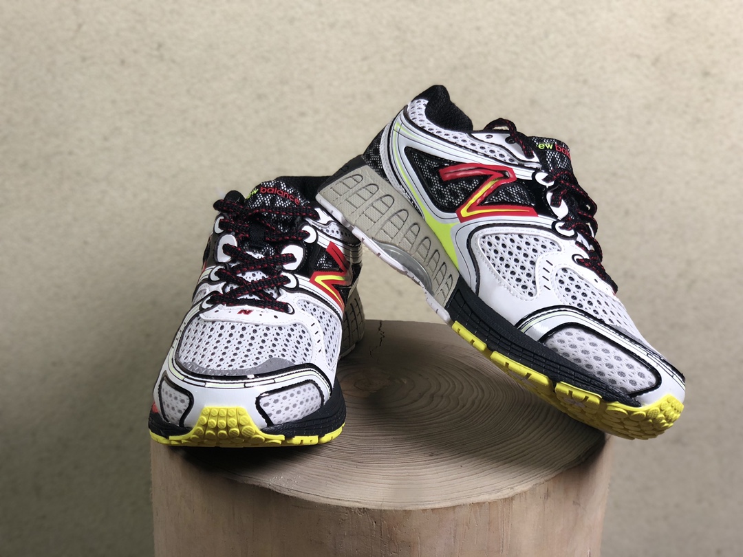 New Balance M860v3 Running Shoes