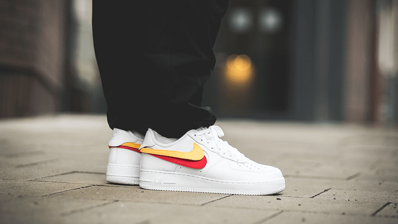 nike air force 1 velcro swoosh pack white