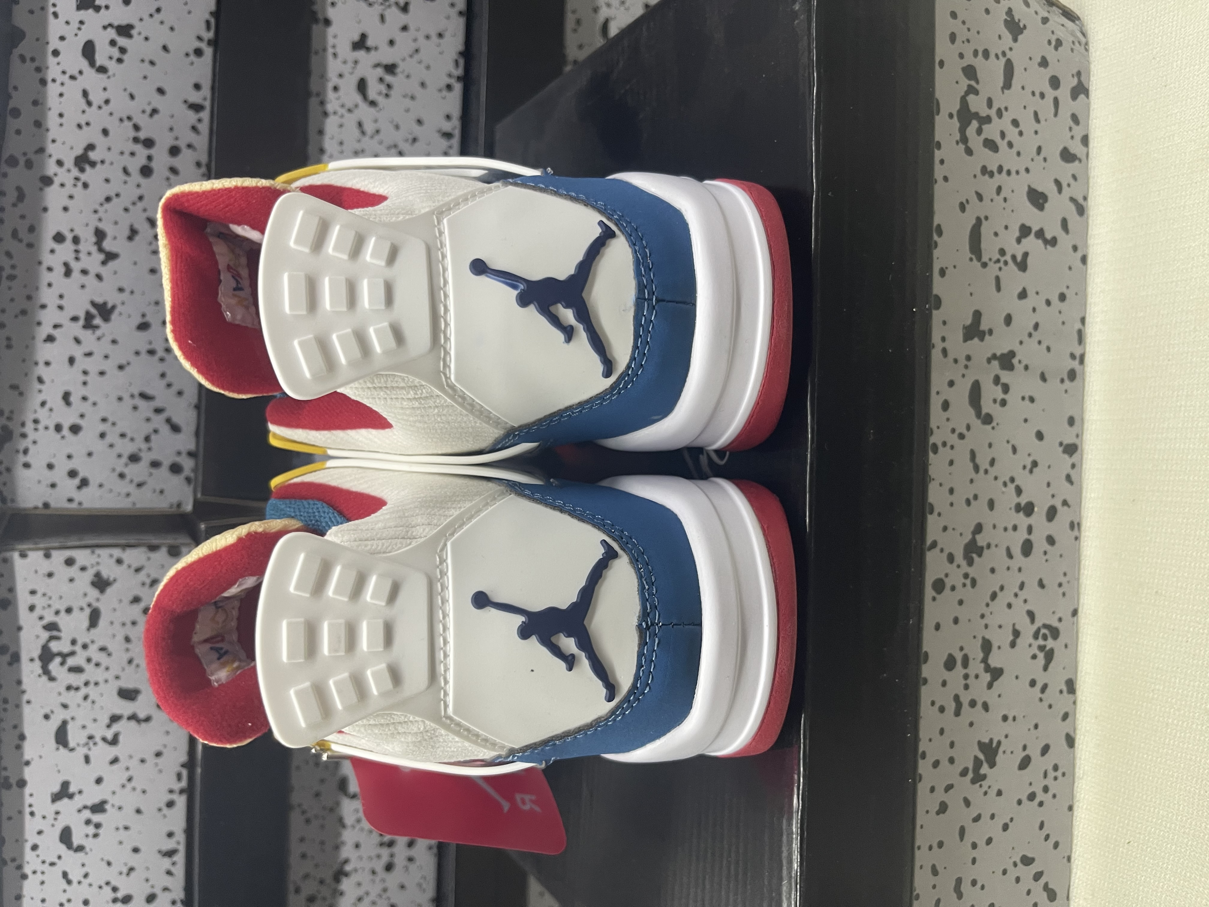 Nike Air Jordan 4 Retro Messy Room