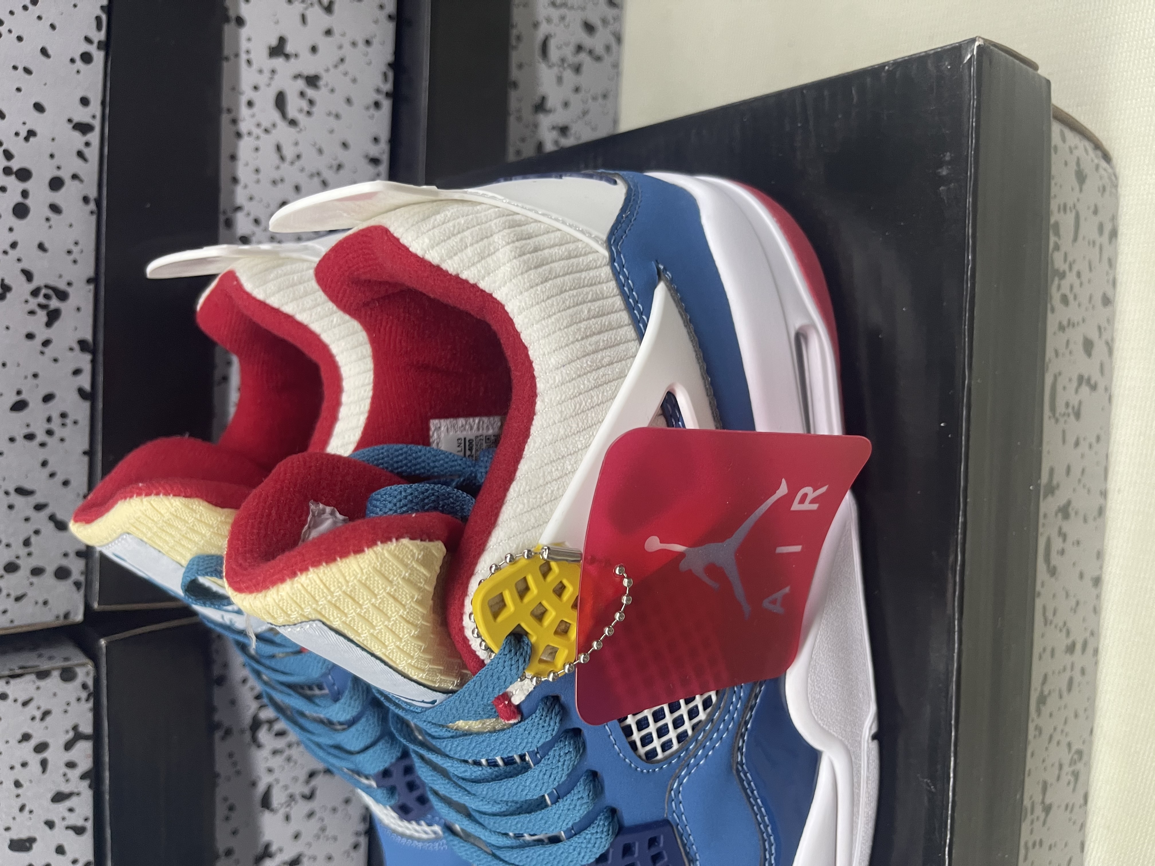 Nike Air Jordan 4 Retro Messy Room